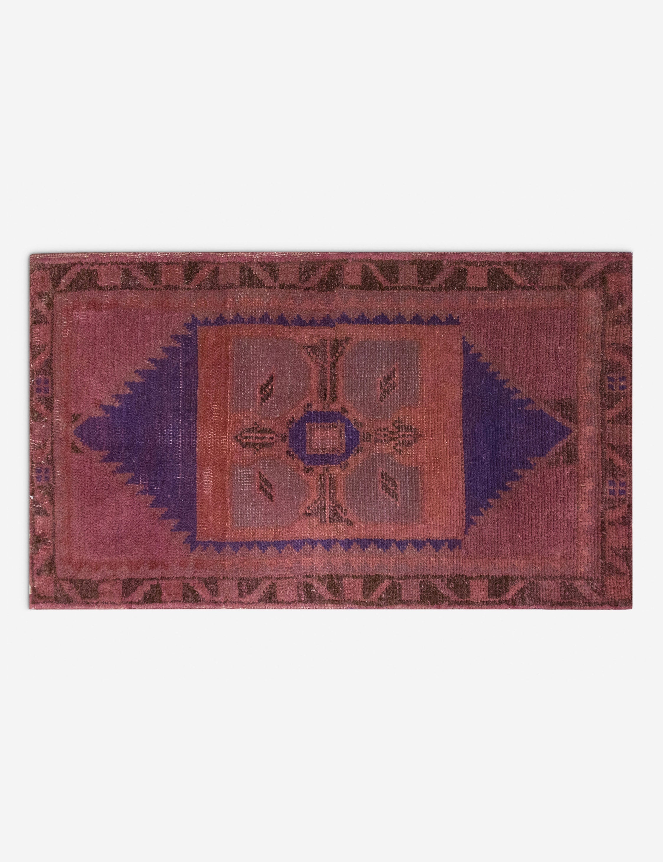 Lulu and Georgia - Vintage Turkish Hand - Knotted Wool Mini Rug No. 337, 1'5" x 2'4"