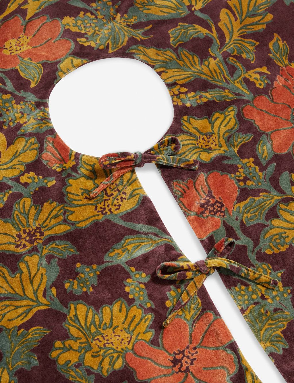 Lulu and Georgia - Agnetha Velvet Tree Skirt