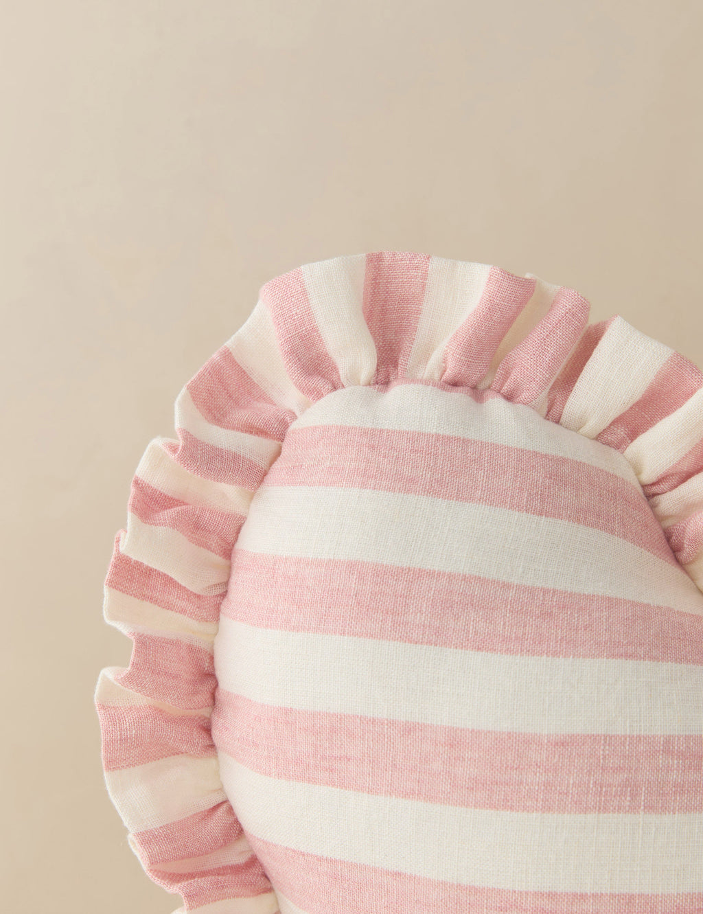 Lulu and Georgia - Amaroso Linen Heart Pillow