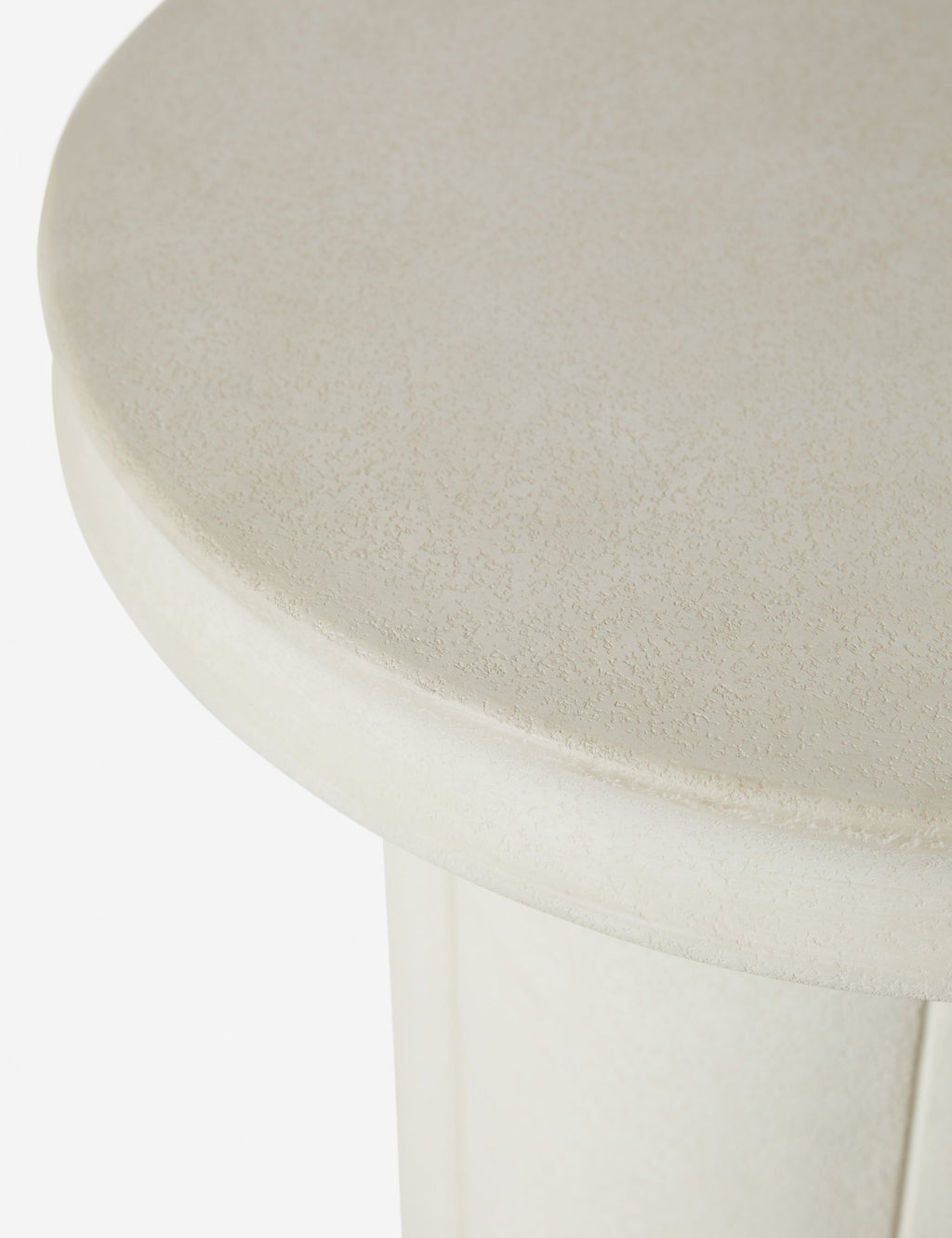 Lulu and Georgia - Apel Indoor / Outdoor Round Side Table