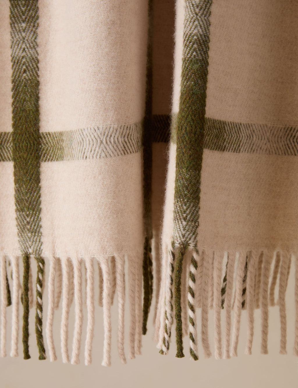 Lulu and Georgia - Atwood Lambswool Throw