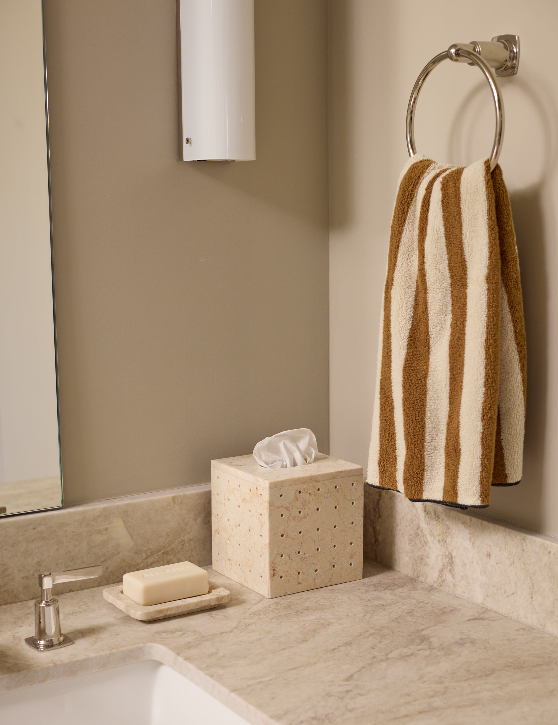 Lulu and Georgia - Enzo Organic Cotton Towel Set