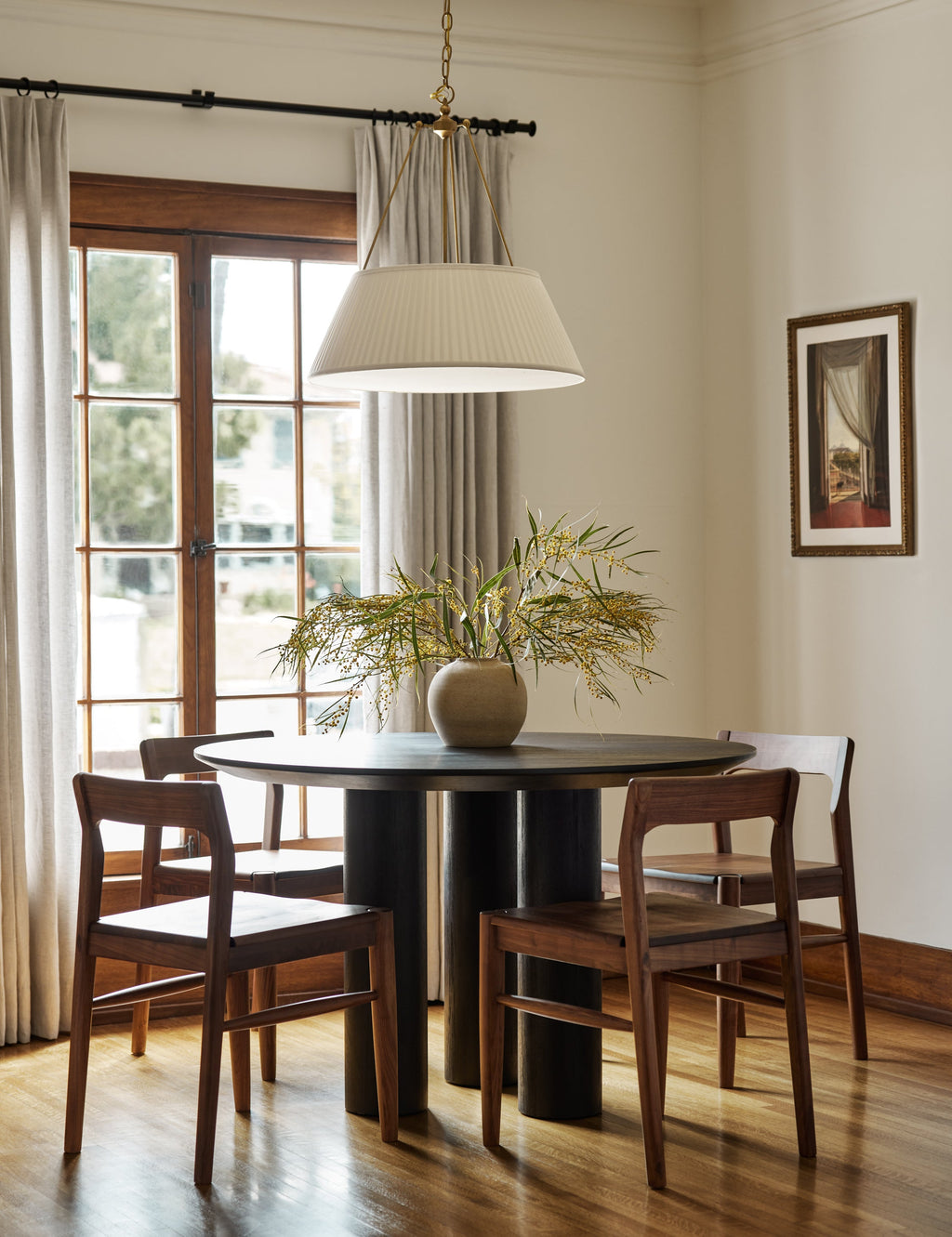 Lulu and Georgia - Mojave Round Dining Table