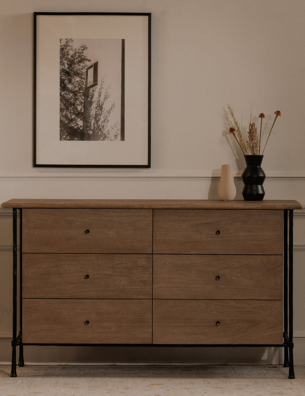 Lulu and Georgia - Adley Dresser