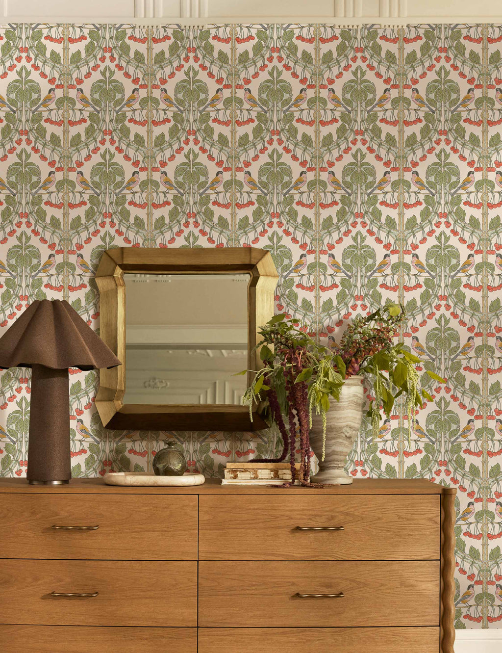Lulu and Georgia - Linfield Wallpaper