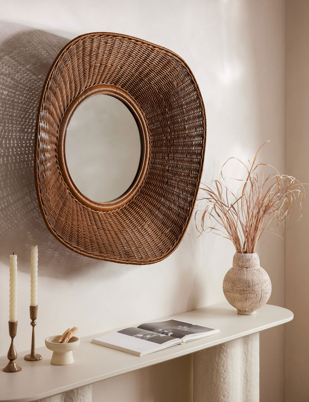 Lulu and Georgia - Reseda Mirror