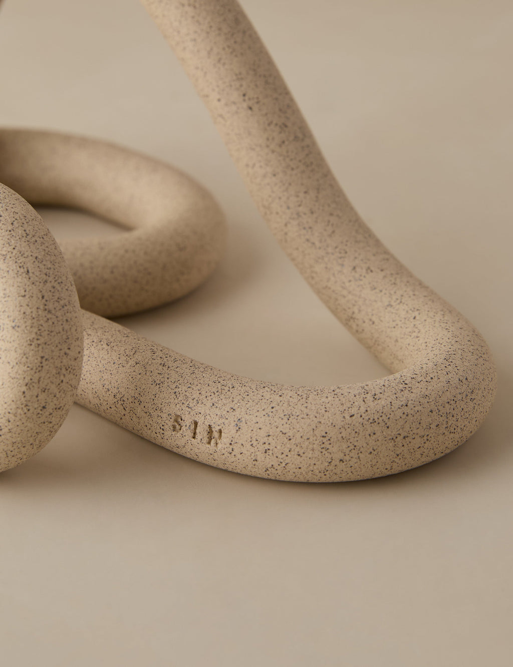 Lulu and Georgia - Lumbra Book Stand by SIN