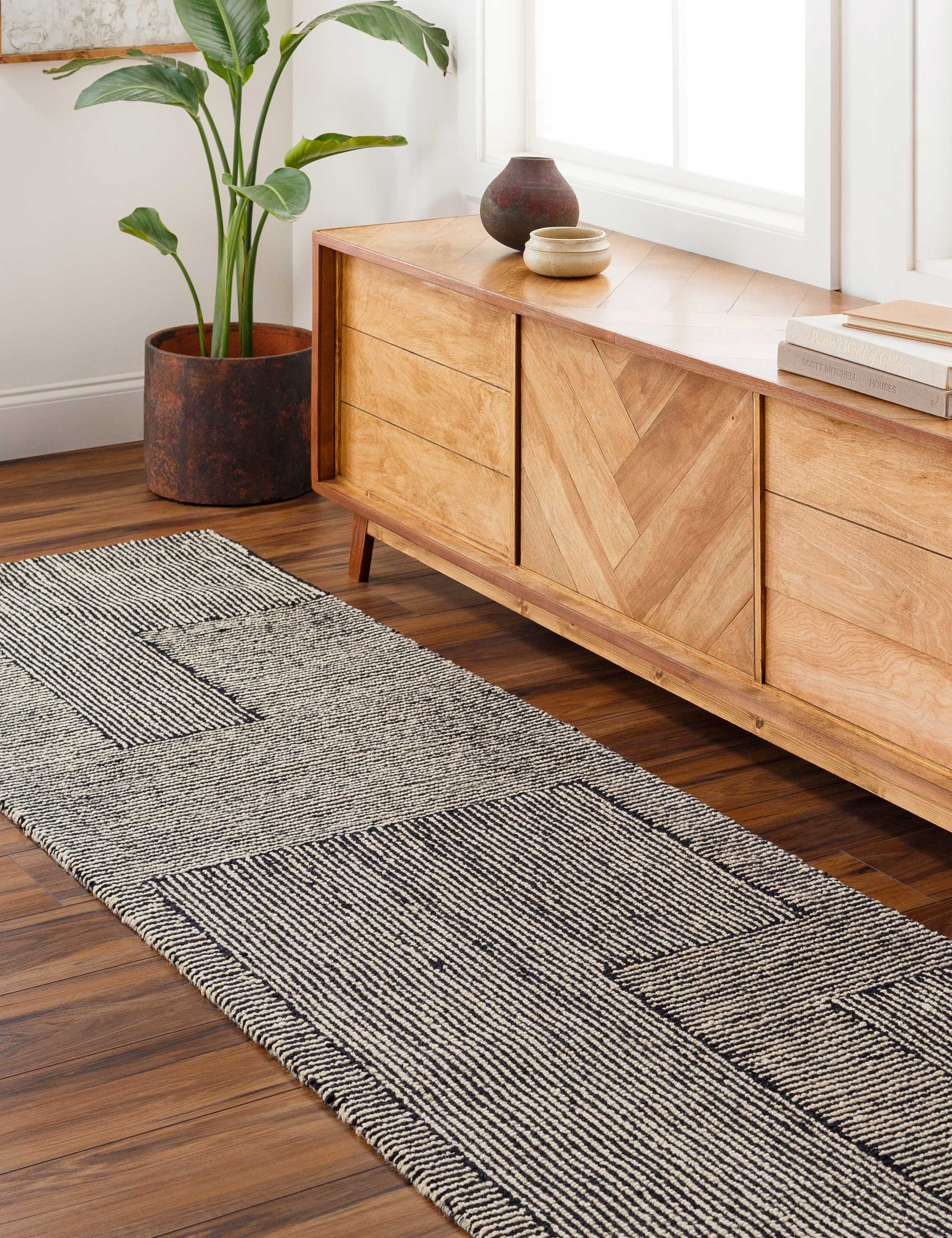 Lulu and Georgia - Leota Hand - Tufted Wool Rug