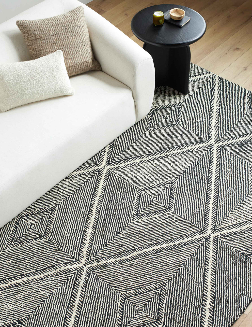 Lulu and Georgia - Koston Hand - Tufted Wool Rug