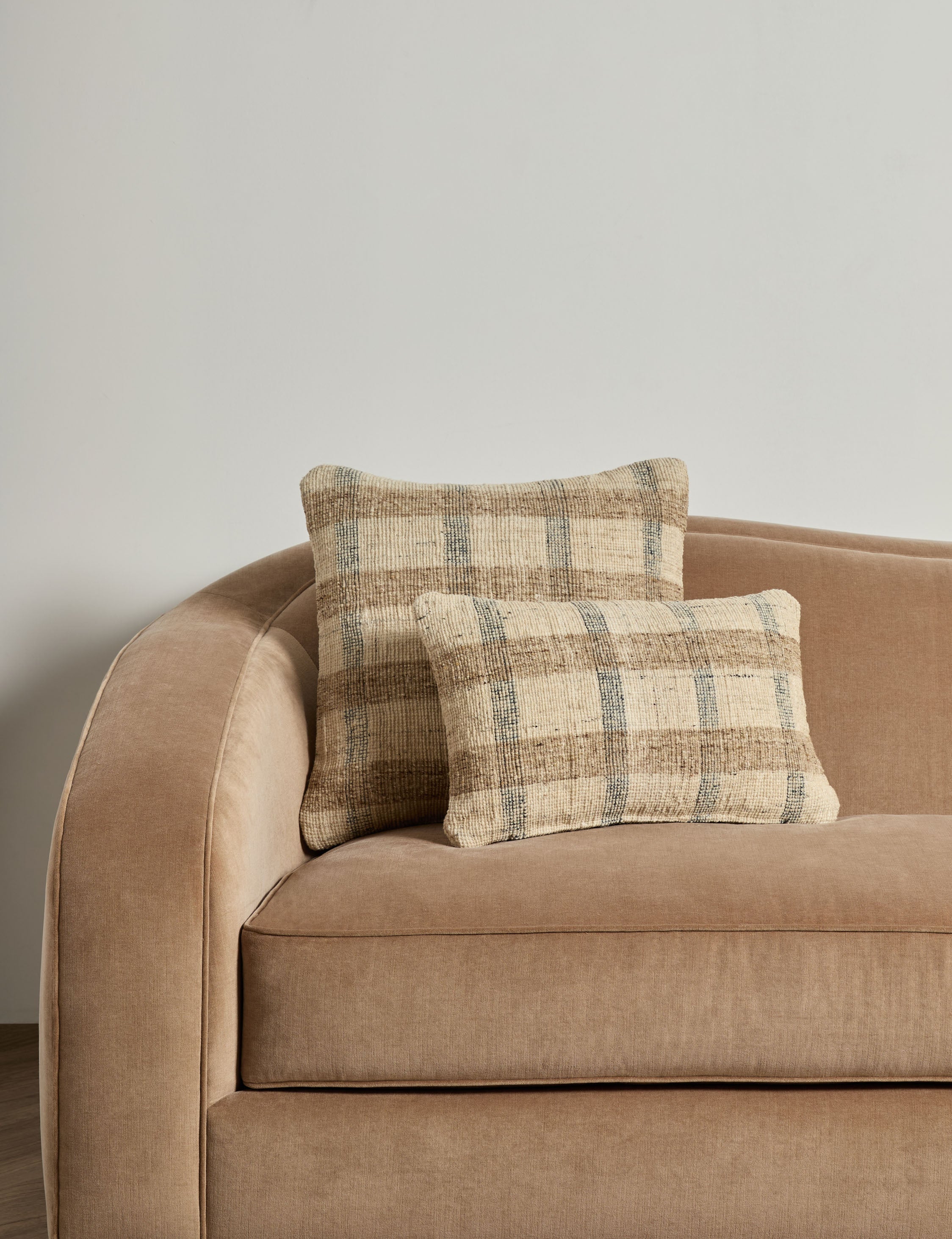 Lulu and Georgia - Messer Pillow