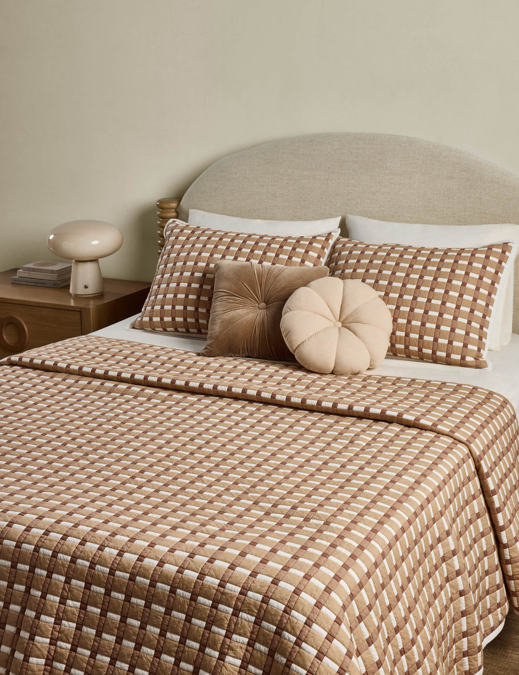 Lulu and Georgia - Ogilvy Cotton Quilt