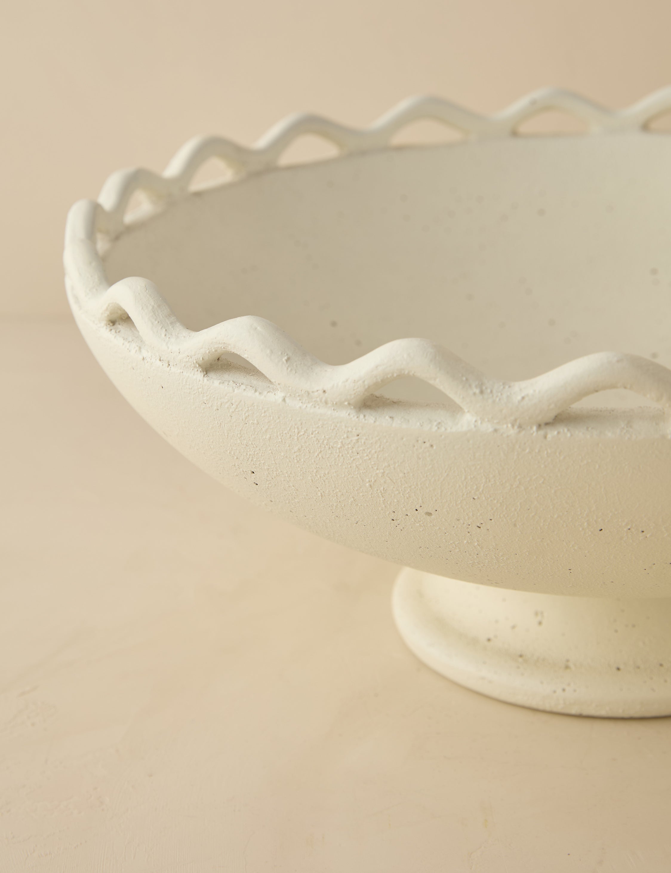 Lulu and Georgia - Pedrosa Indoor / Outdoor Centerpiece Bowl