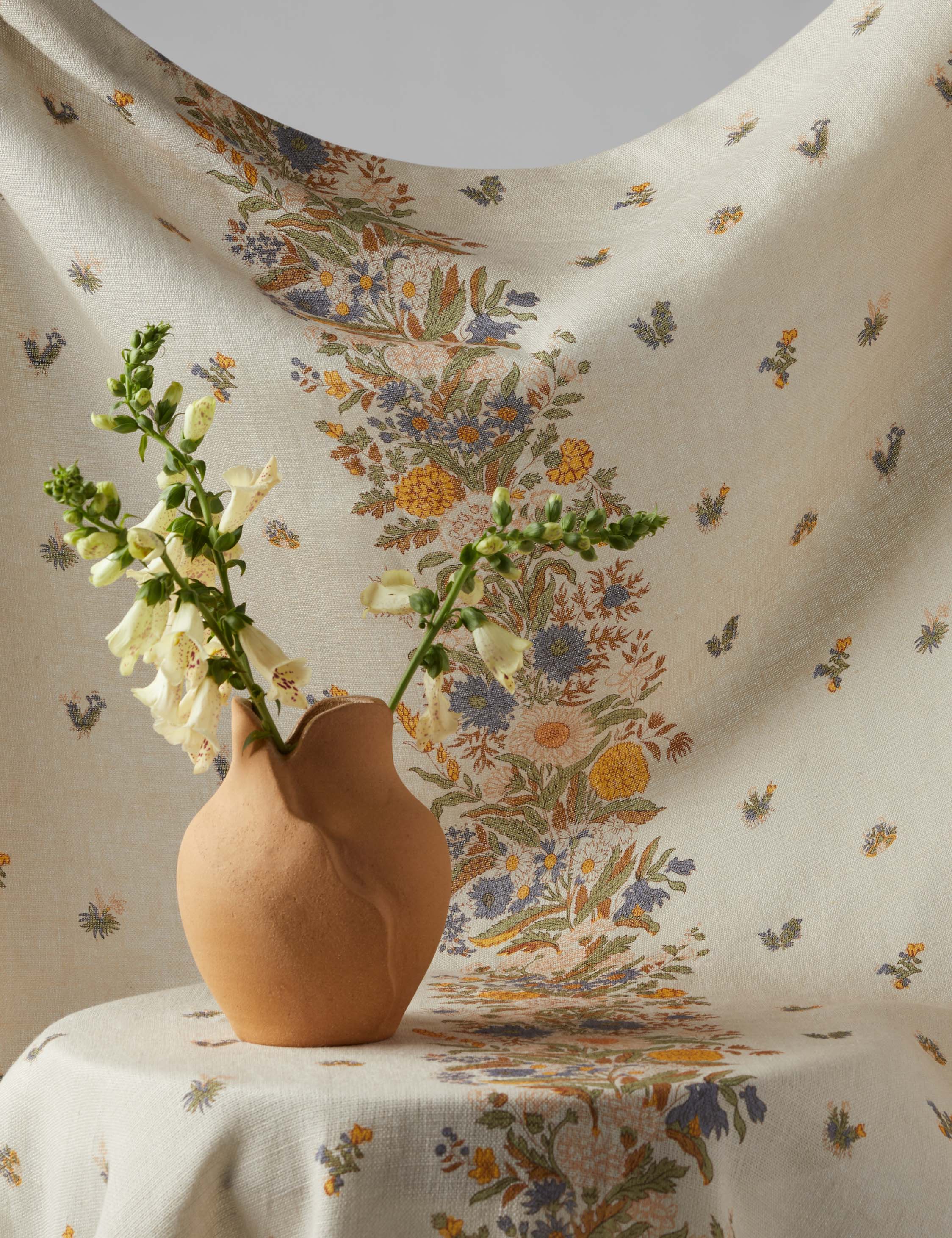 Lulu and Georgia - Presidio Linen Fabric by Heidi Caillier