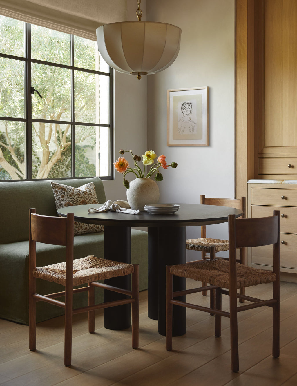 Lulu and Georgia - Mojave Round Dining Table