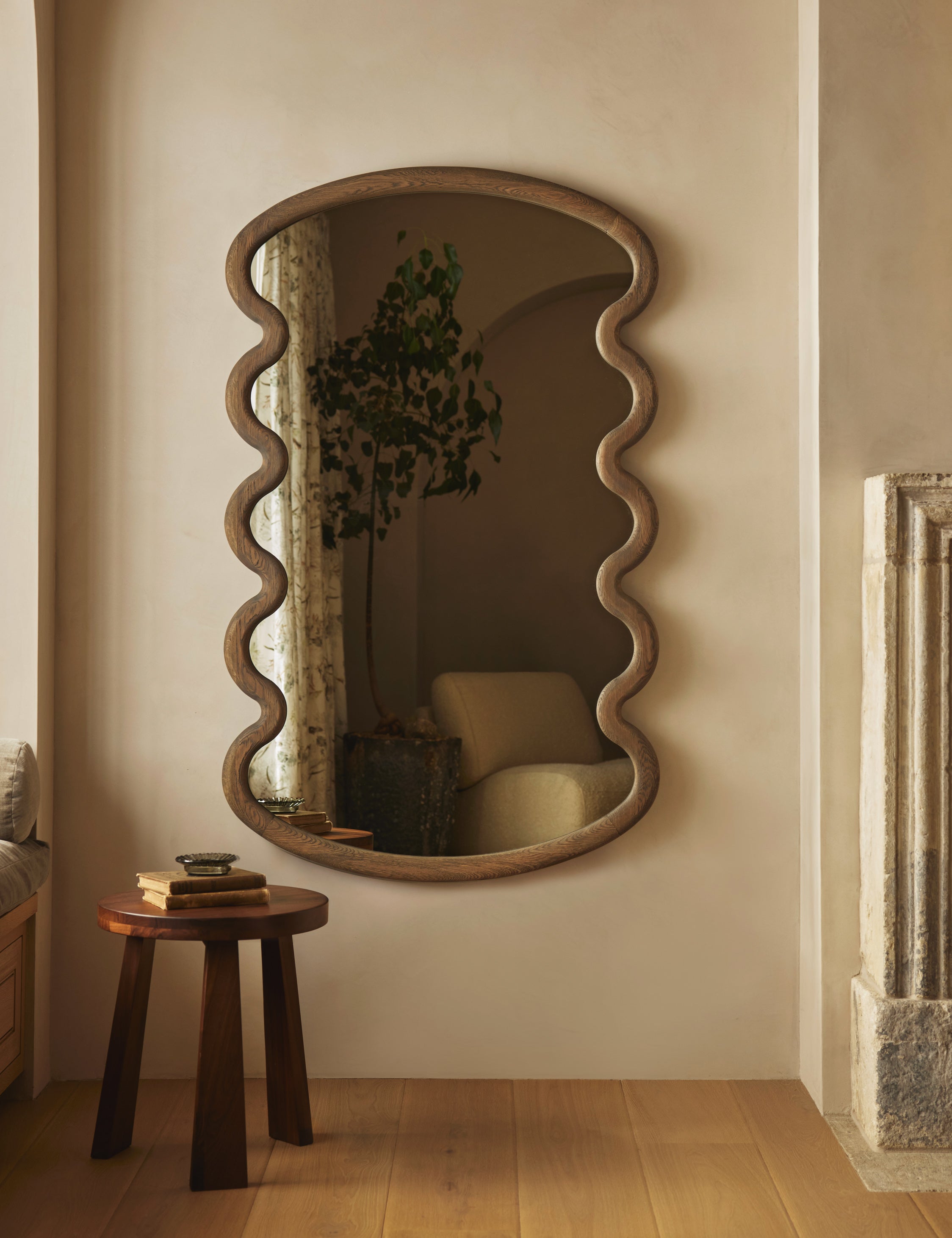 Lulu and Georgia - Nanala Mirror