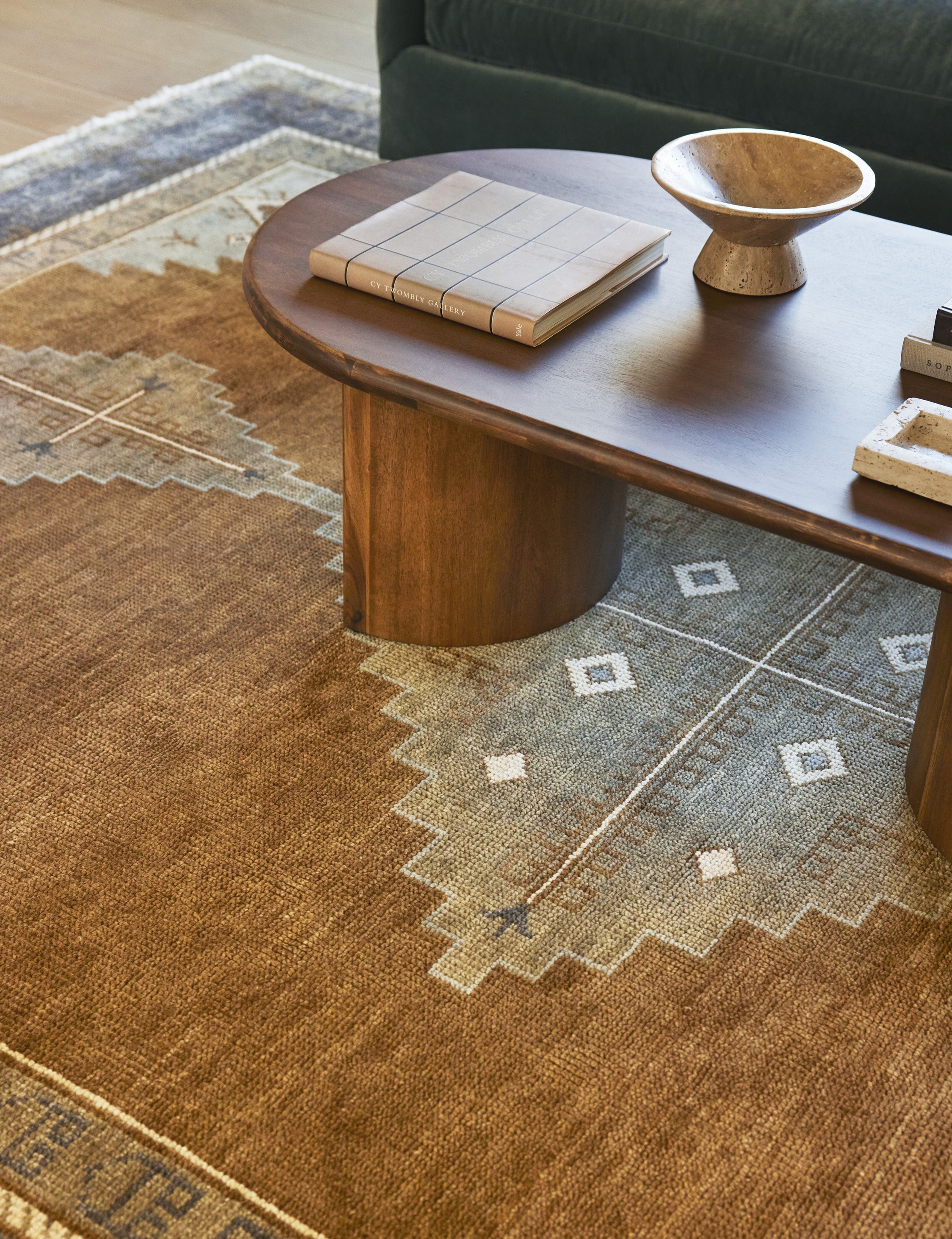 Lulu and Georgia - Kate Hand - Knotted Wool Rug Swatch 18" x 18"