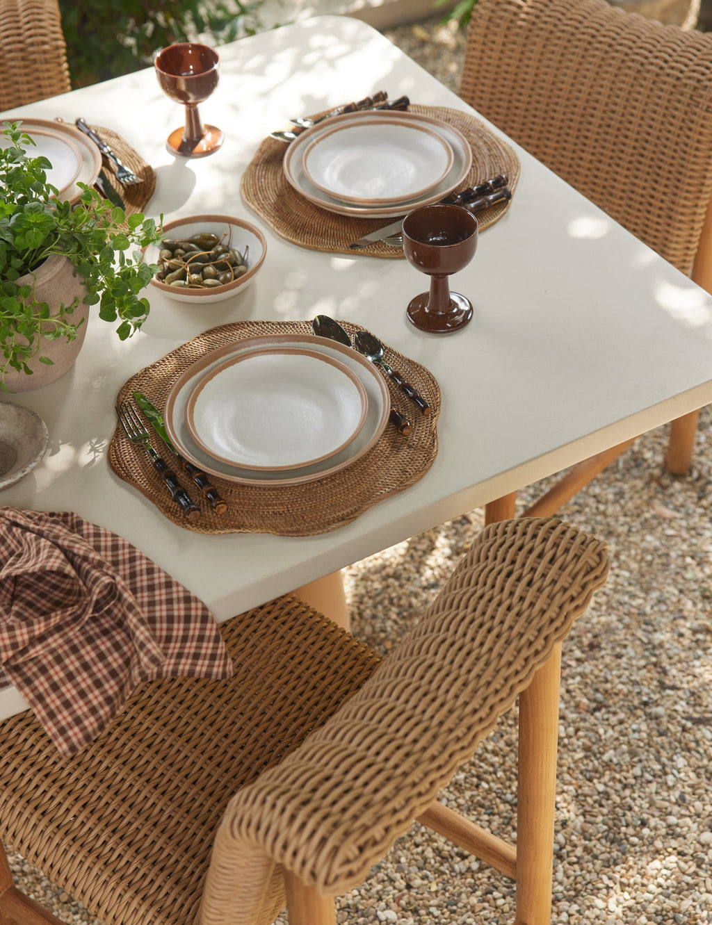 Lulu and Georgia - Tara Melamine Dinnerware (12 - Piece Set)