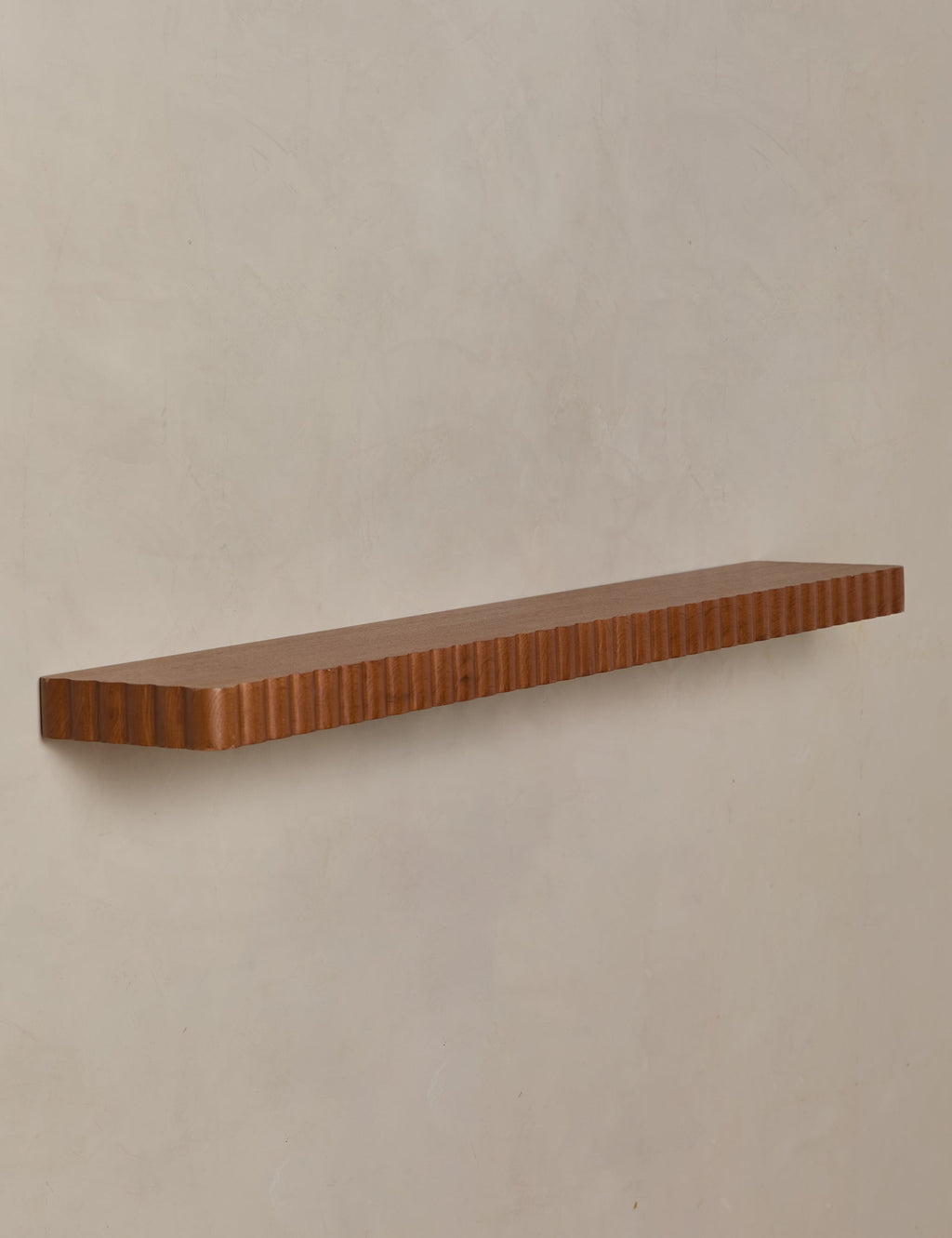 Lulu and Georgia - Suela Shelf