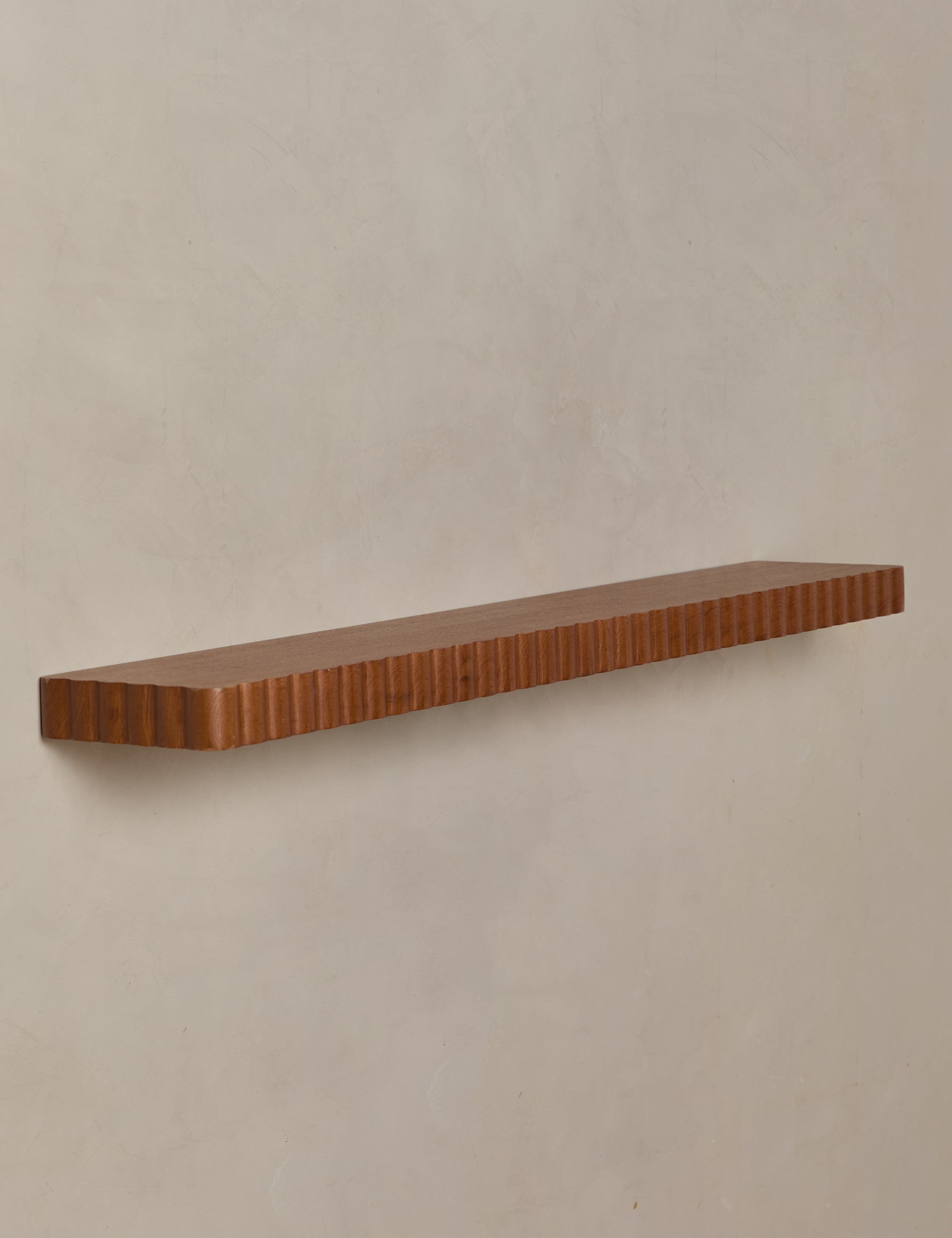 Lulu and Georgia - Suela Shelf