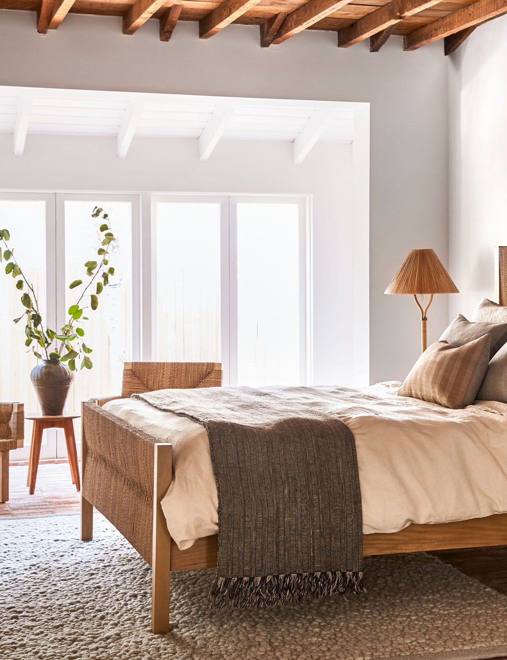 Lulu and Georgia - Maritza Platform Bed