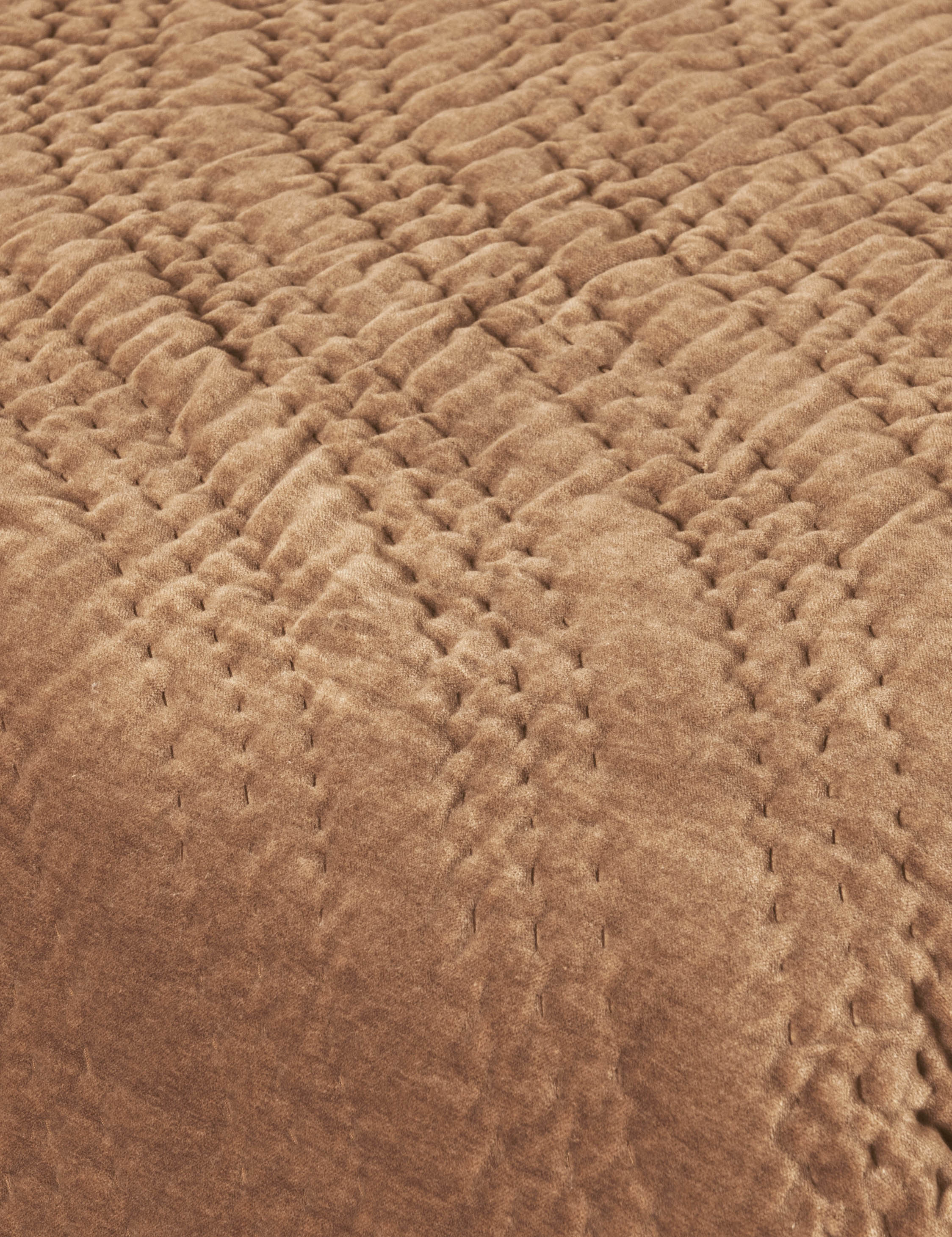 Lulu and Georgia - Maya Cotton Velvet Quilt