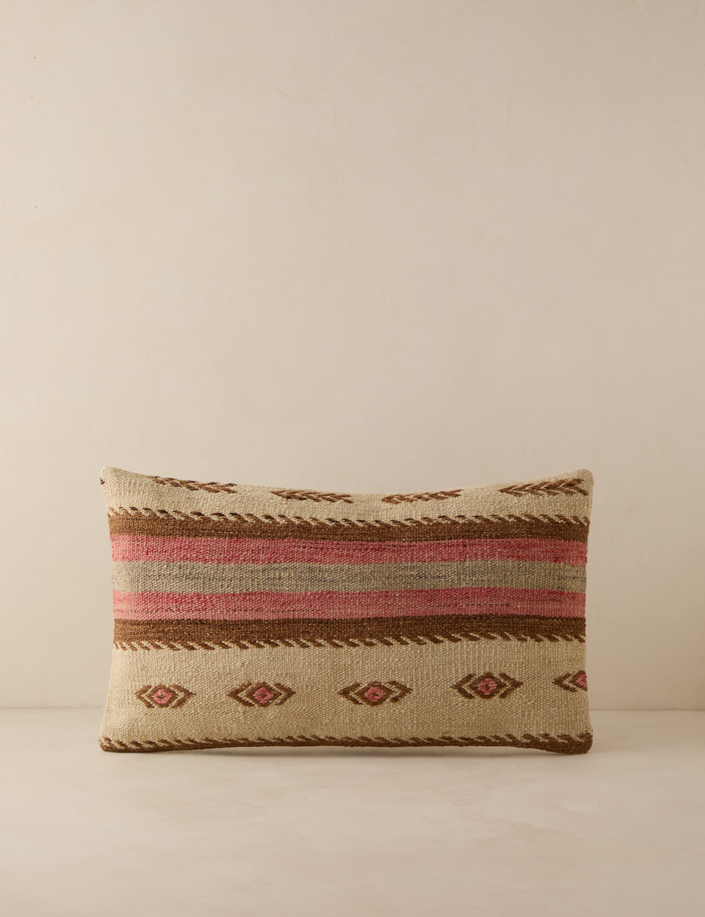 Lulu and Georgia - Vintage Lumbar Pillow No. 210, 12" x 20"