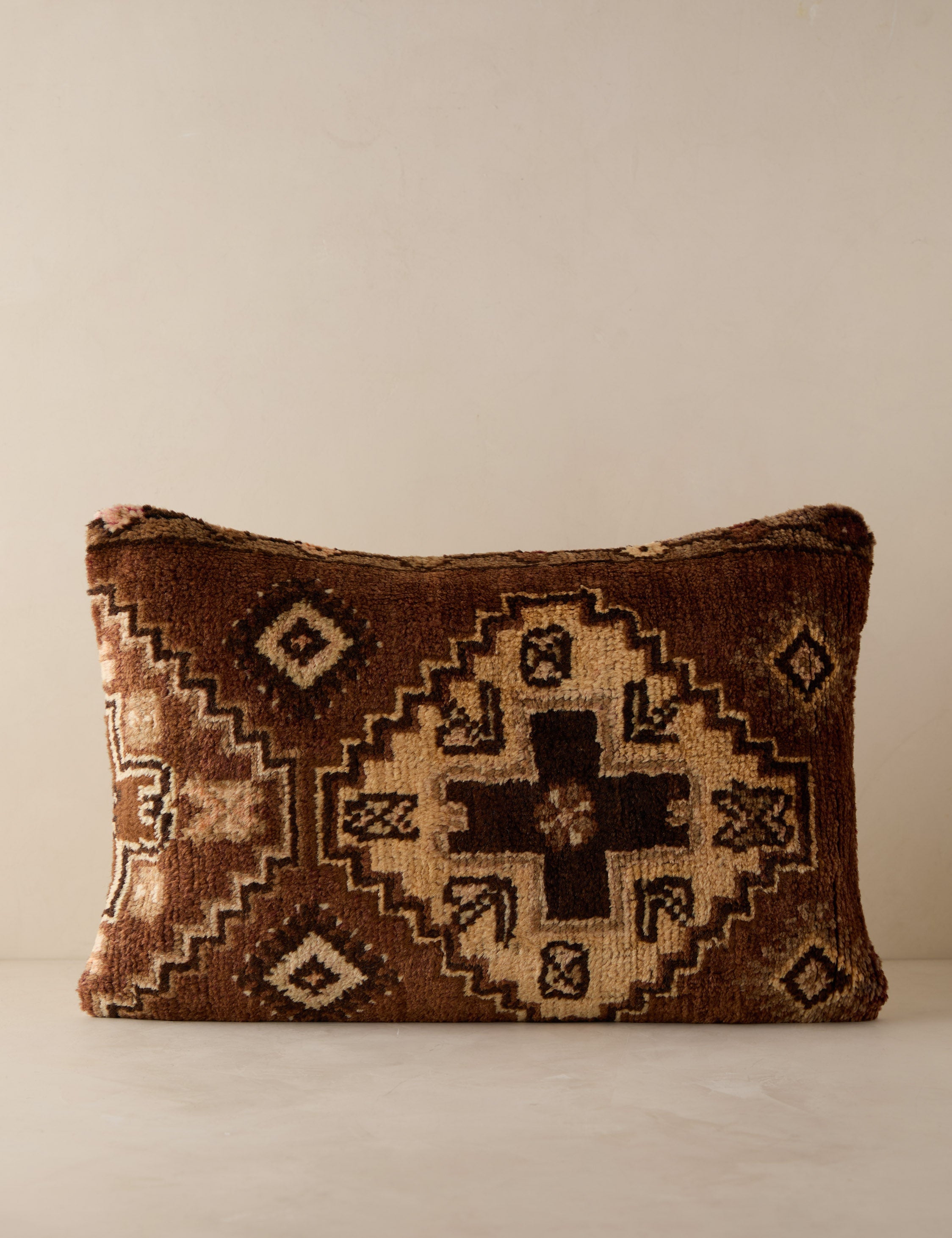 Lulu and Georgia - Vintage Lumbar Pillow No. 251, 16" x 24"