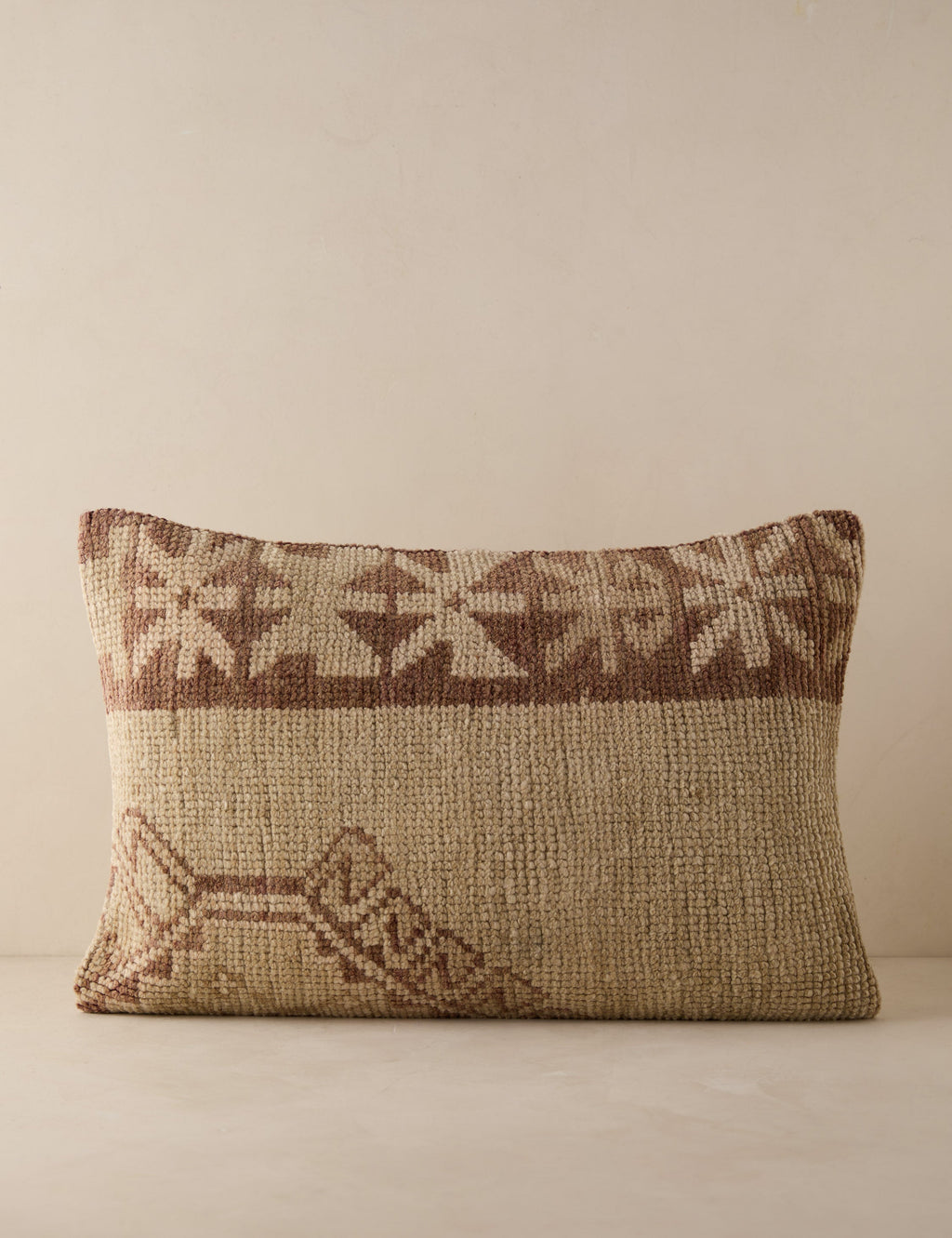 Lulu and Georgia - Vintage Lumbar Pillow No. 255, 16" x 24"