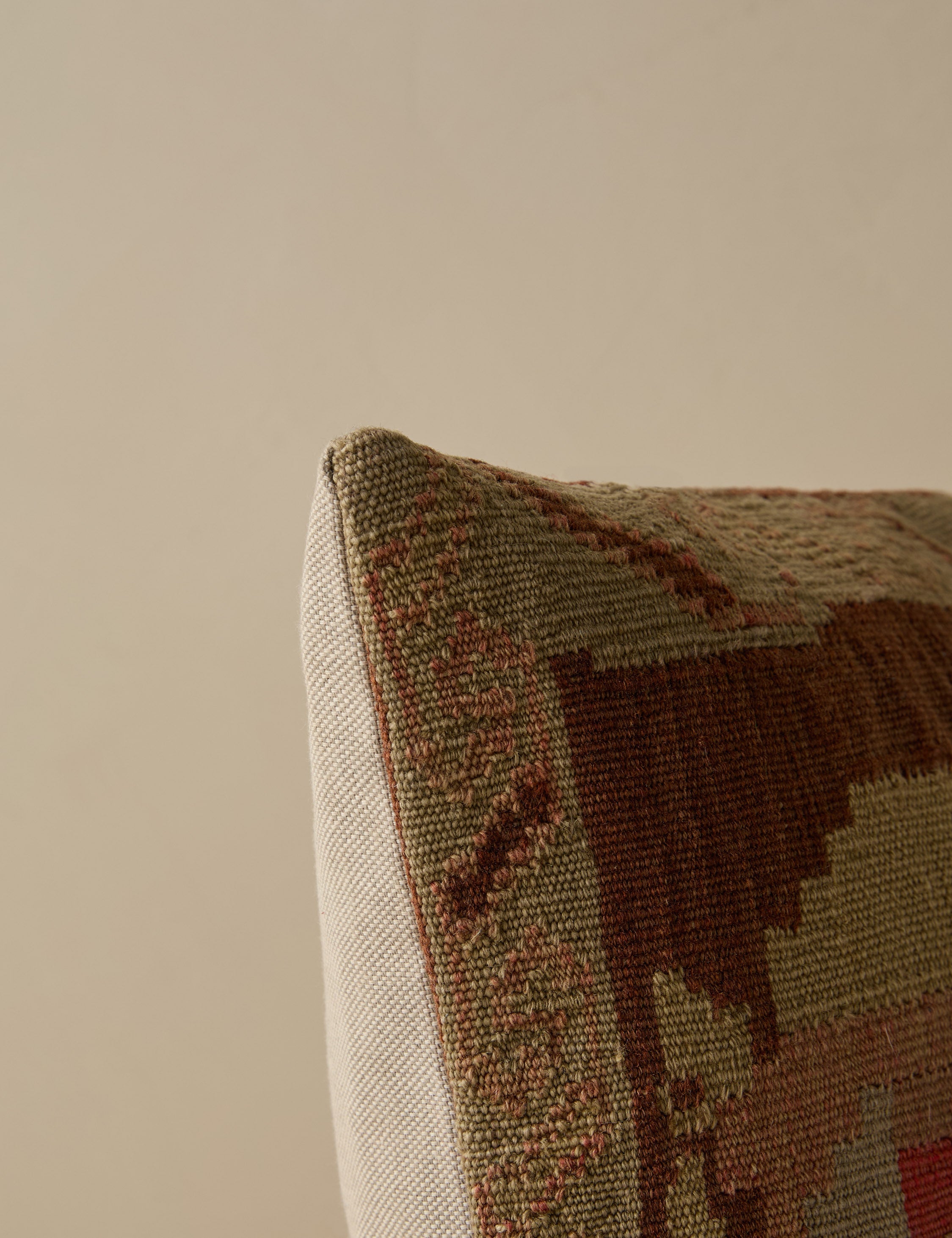 Lulu and Georgia - Vintage Lumbar Pillow No. 286, 16" x 24"
