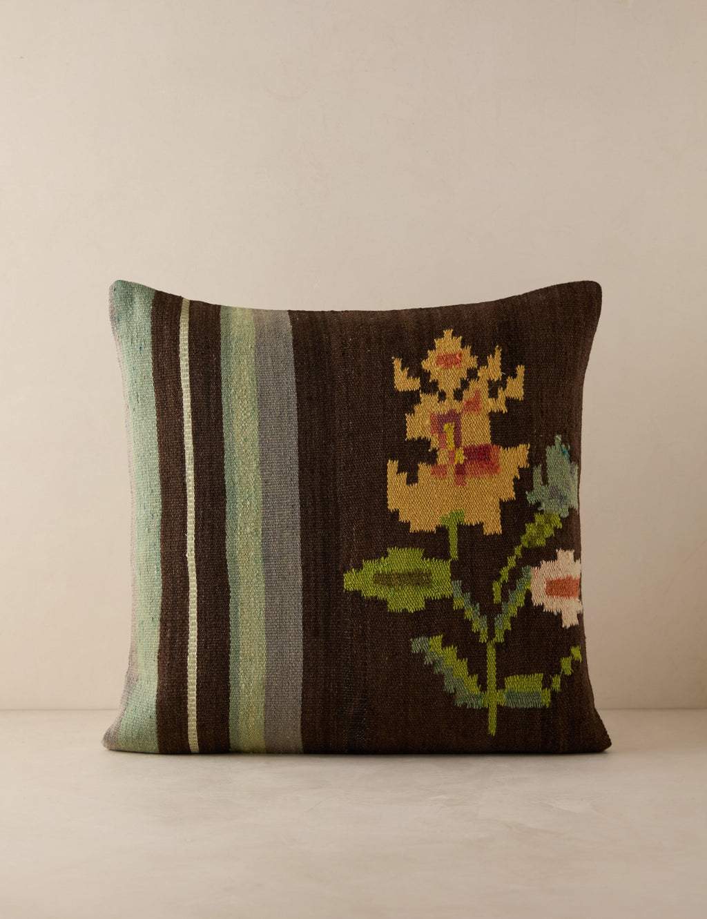 Lulu and Georgia - Vintage Pillow No. 111, 20" x 20"