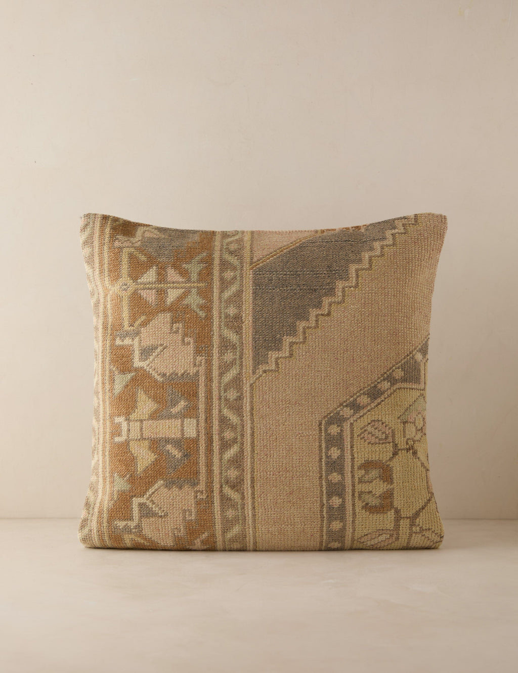 Lulu and Georgia - Vintage Pillow No. 116, 20" x 20"