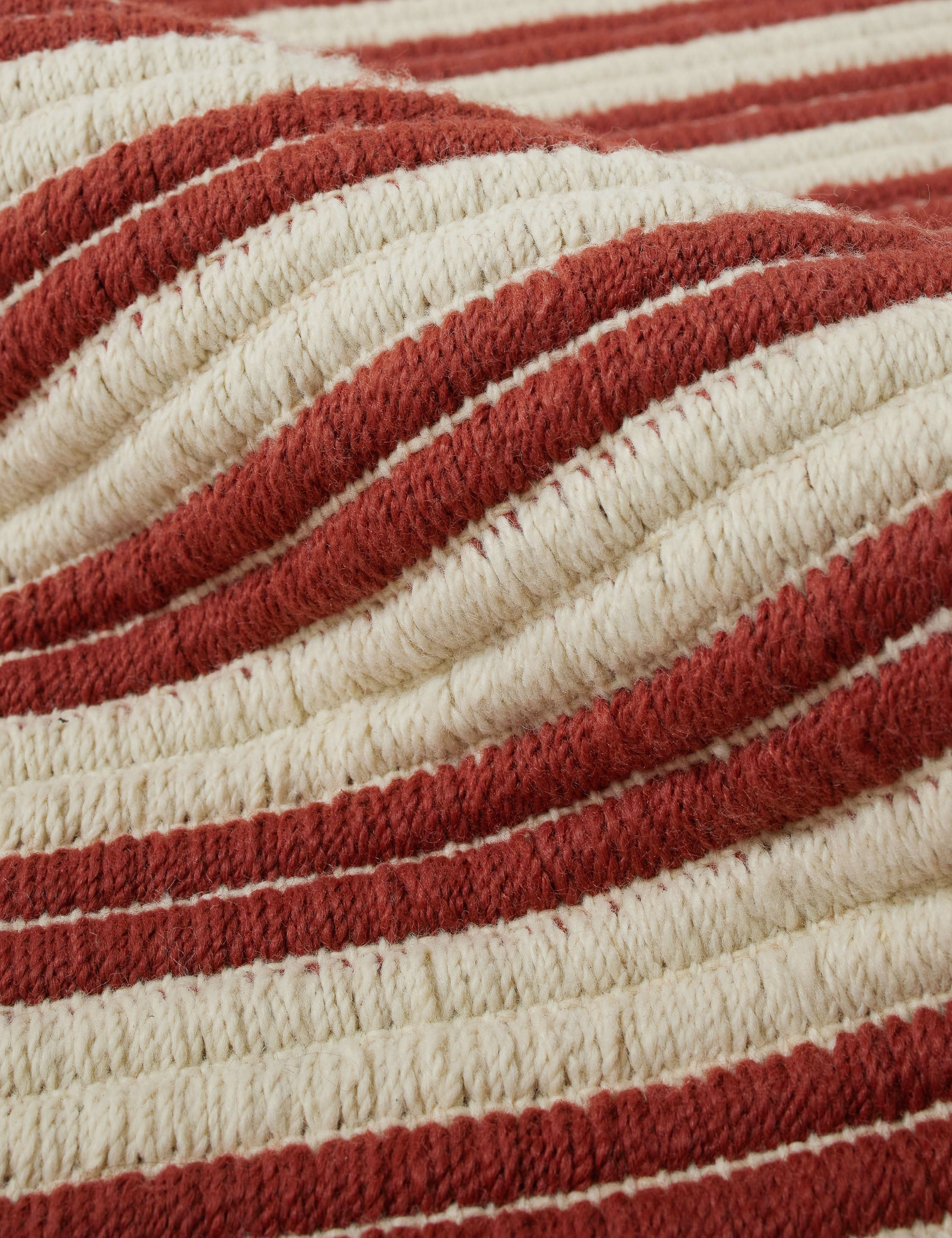 Lulu and Georgia - Volante Indoor / Outdoor Rug Swatch, Chili