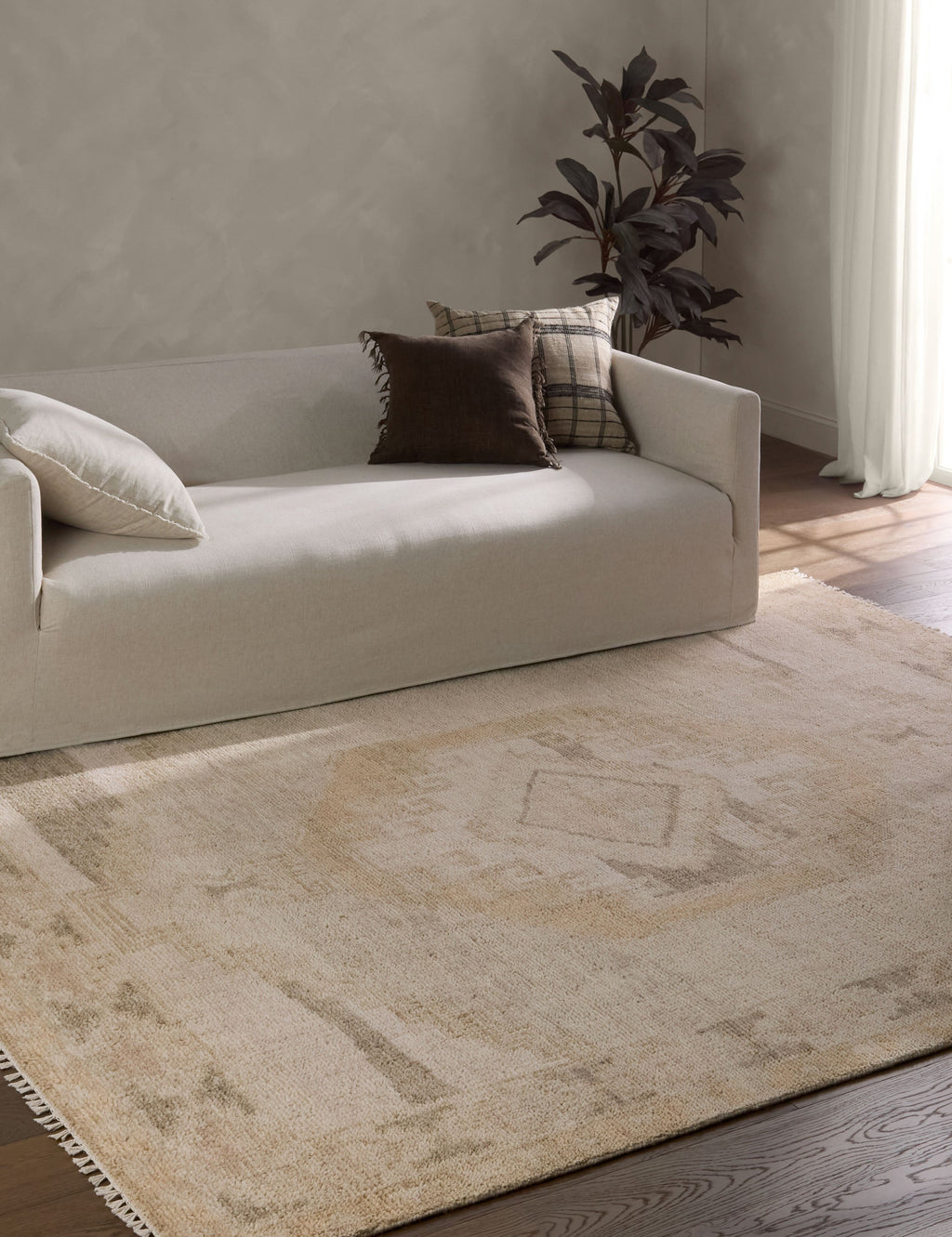 Lulu and Georgia - Ambretta Hand-Knotted Wool Rug