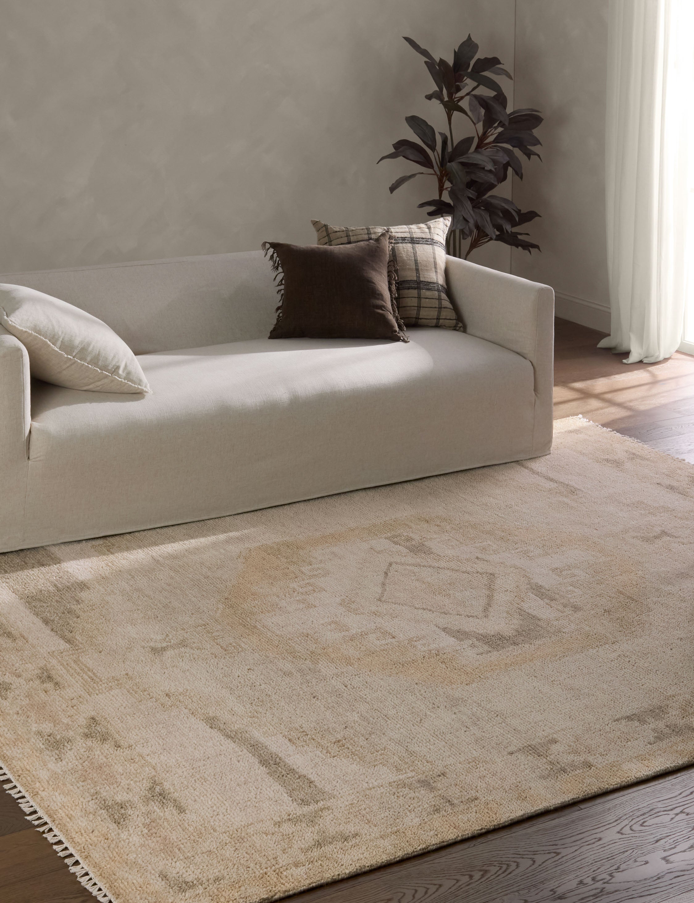 Lulu and Georgia - Ambretta Hand-Knotted Wool Rug