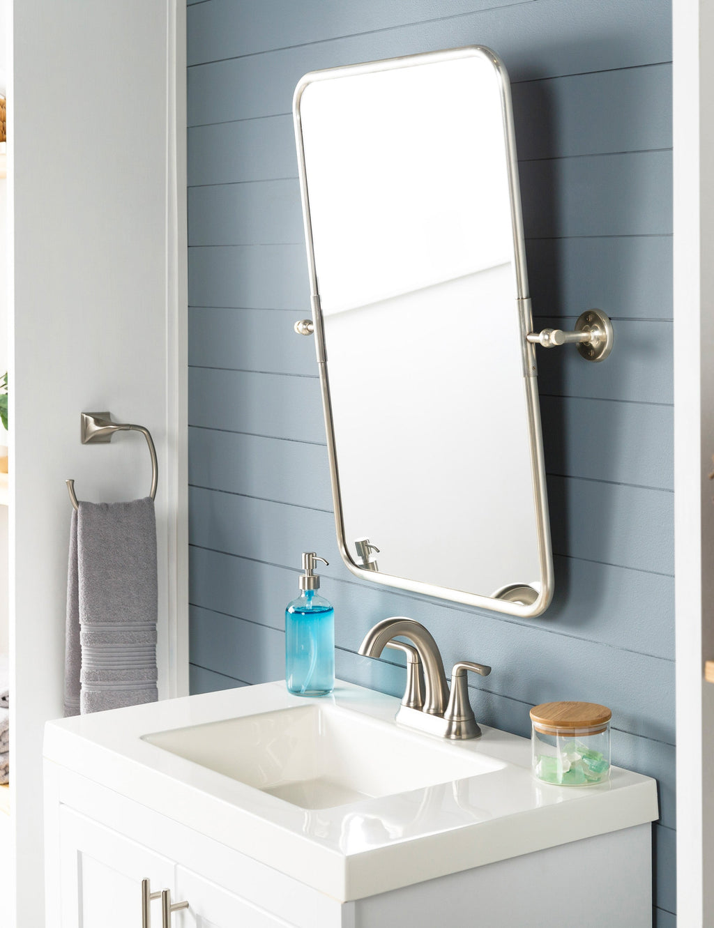 Lulu and Georgia - Caferro Mirror