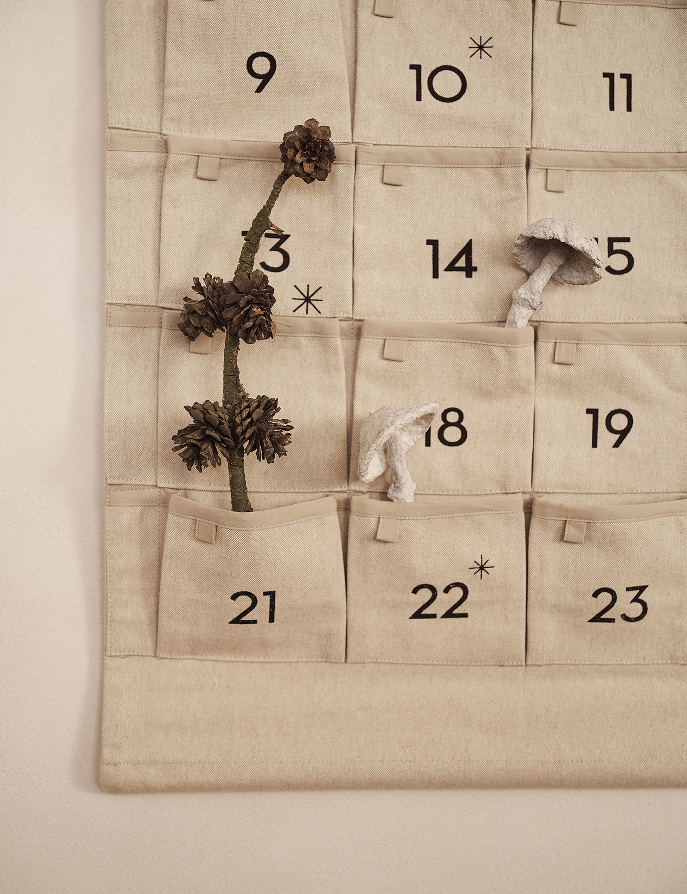 Lulu and Georgia - Star Christmas Calendar by Ferm Living