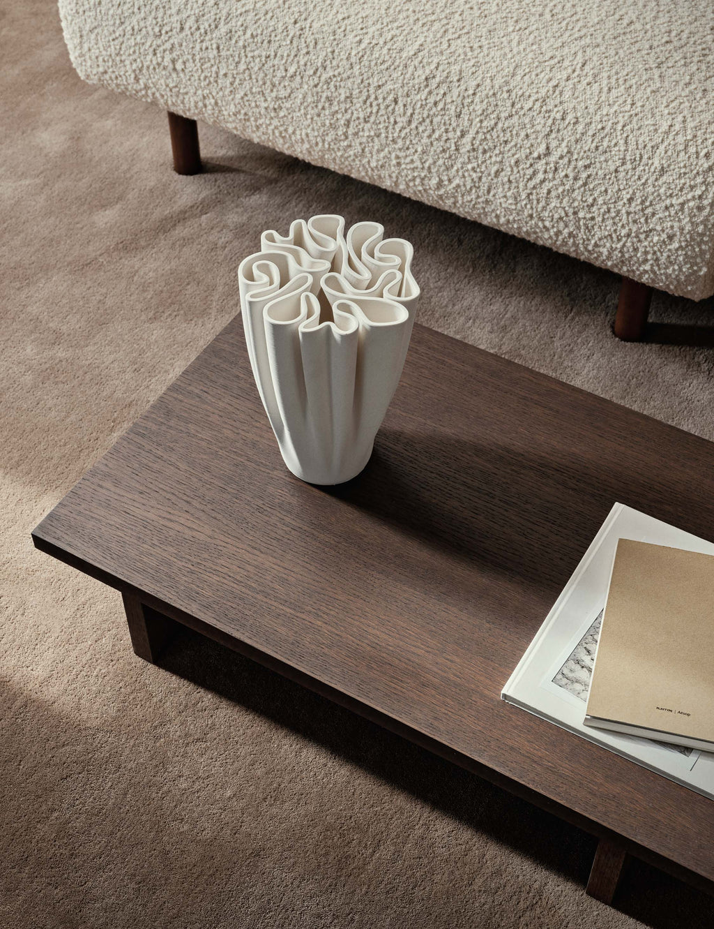 Lulu and Georgia - Dedali Vase by Ferm Living