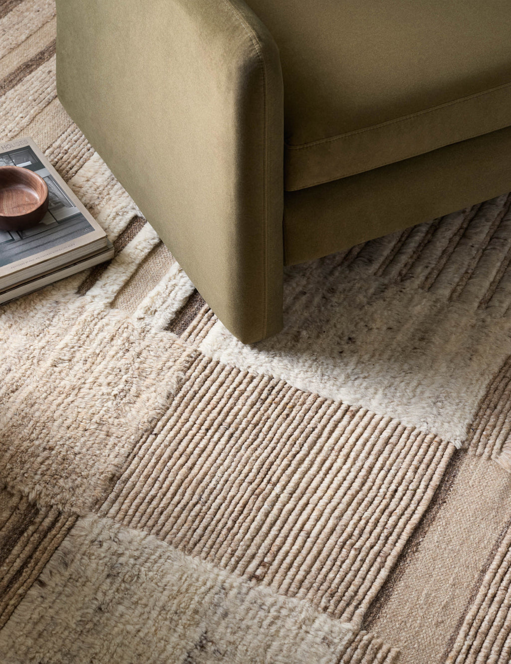 Lulu and Georgia - Halsa Hand - Knotted Wool Rug