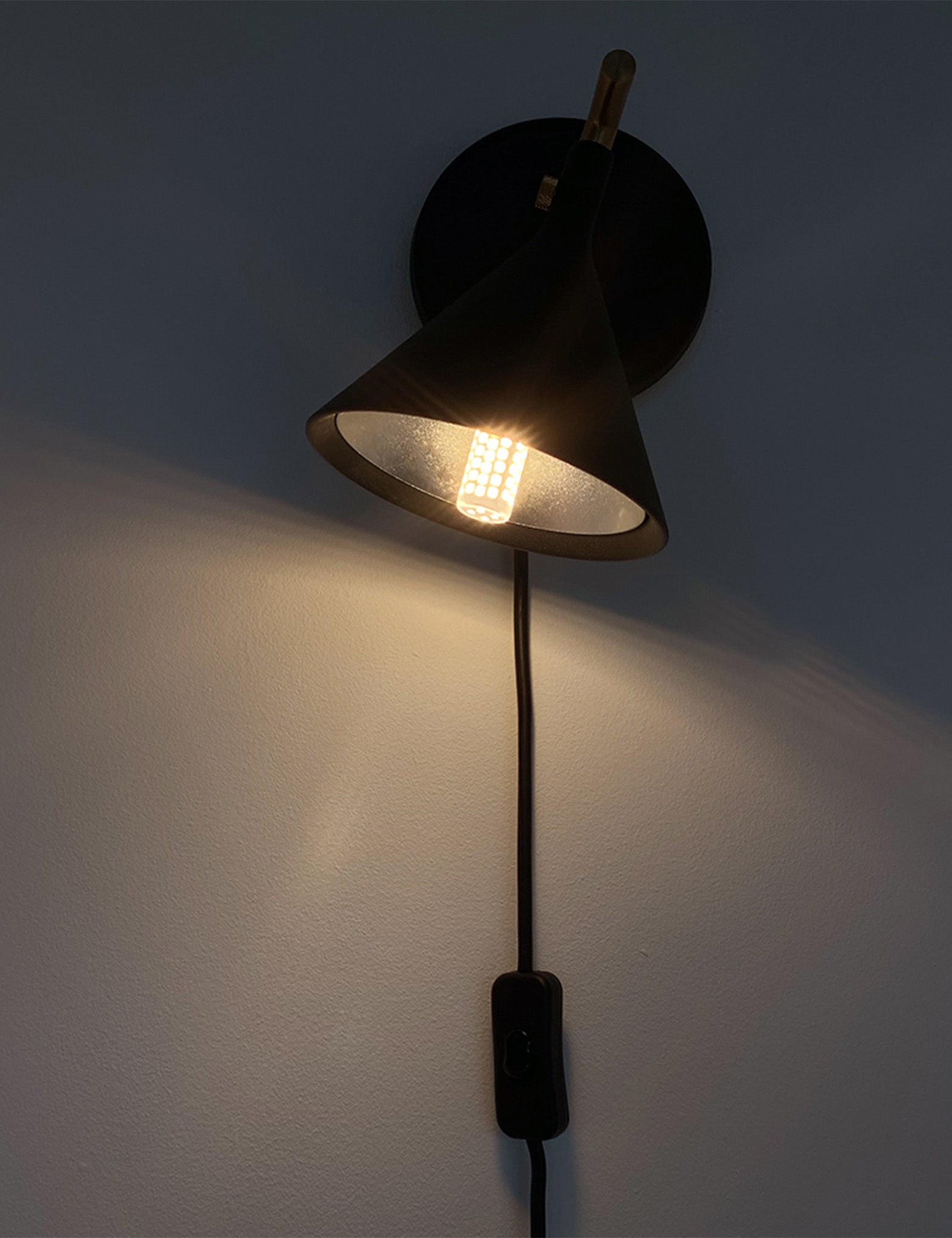 Lulu and Georgia - G9 4W LED Bulb (Set of 8) by Tala
