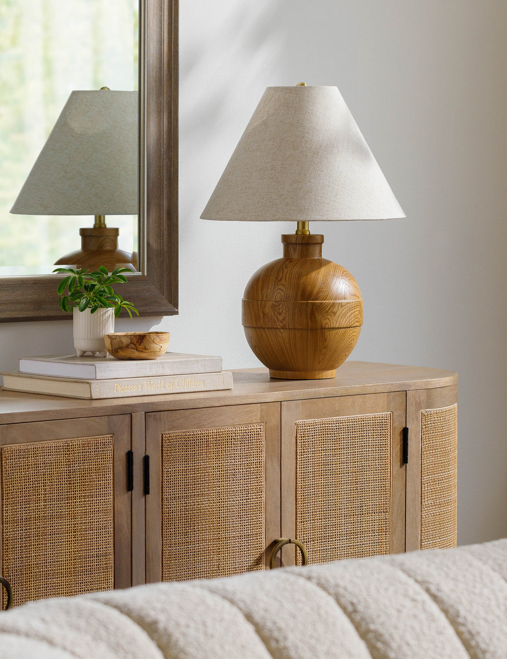 Lulu and Georgia - Poa Table Lamp