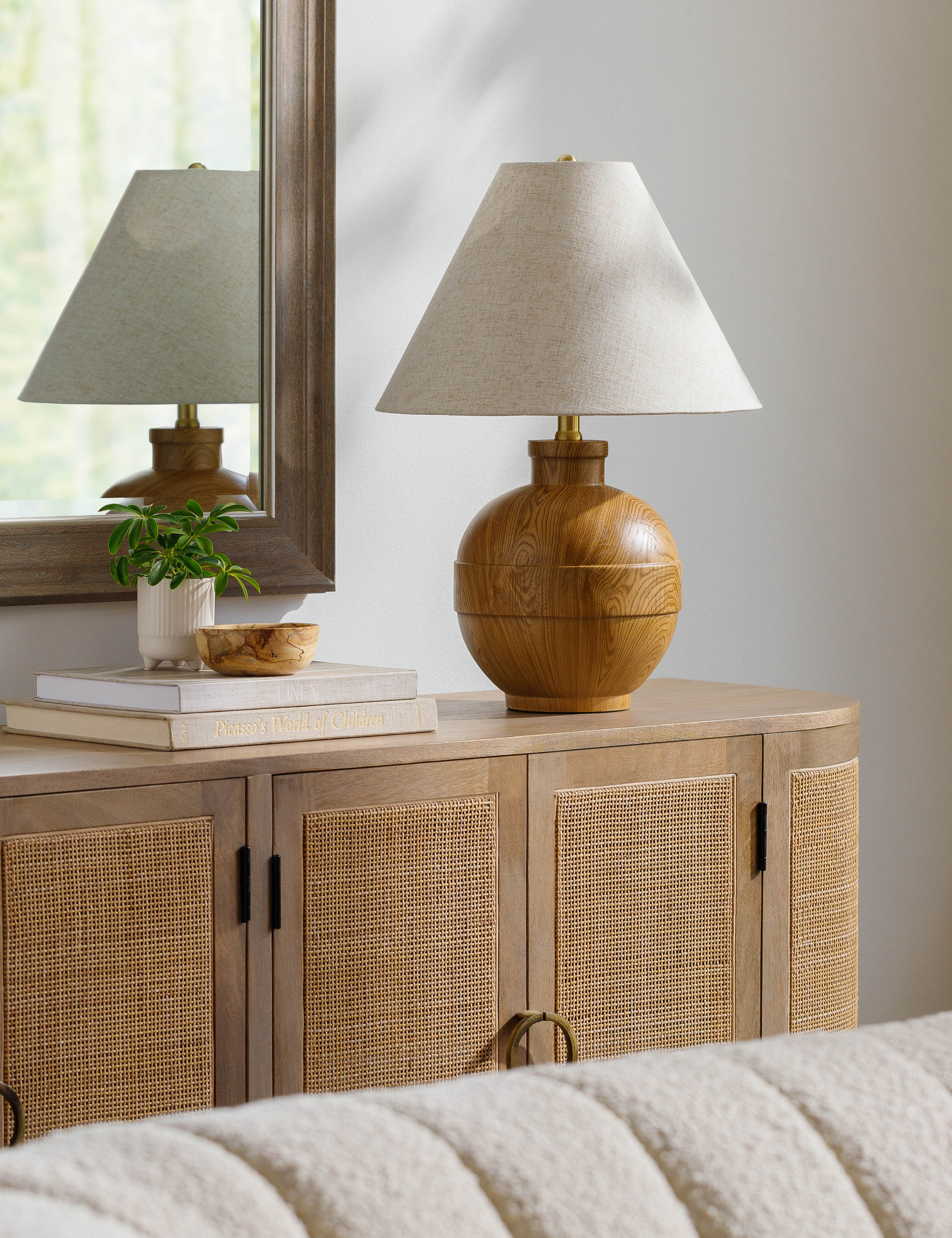 Lulu and Georgia - Poa Table Lamp