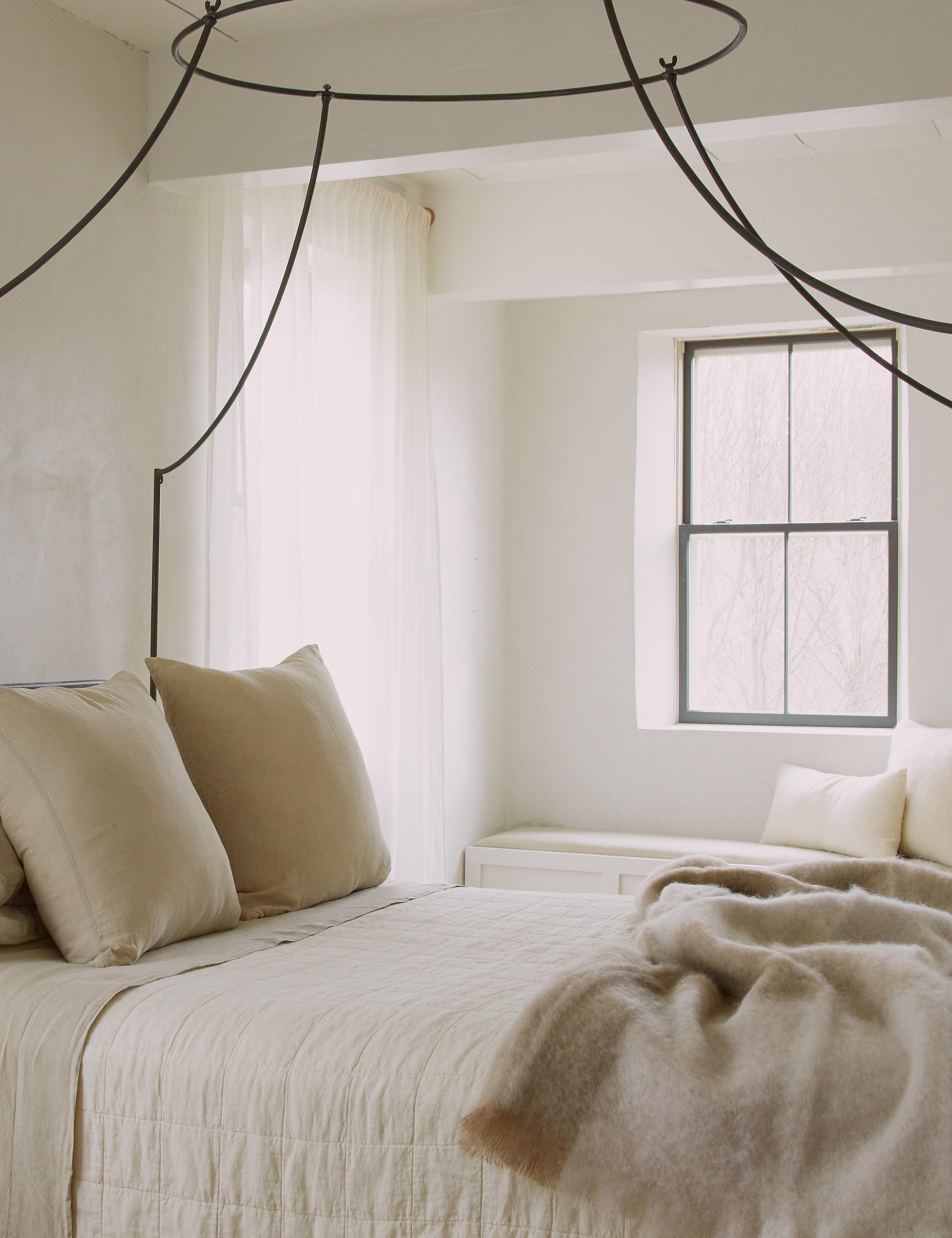 Lulu and Georgia - Simple Linen Quilt by Hawkins New York
