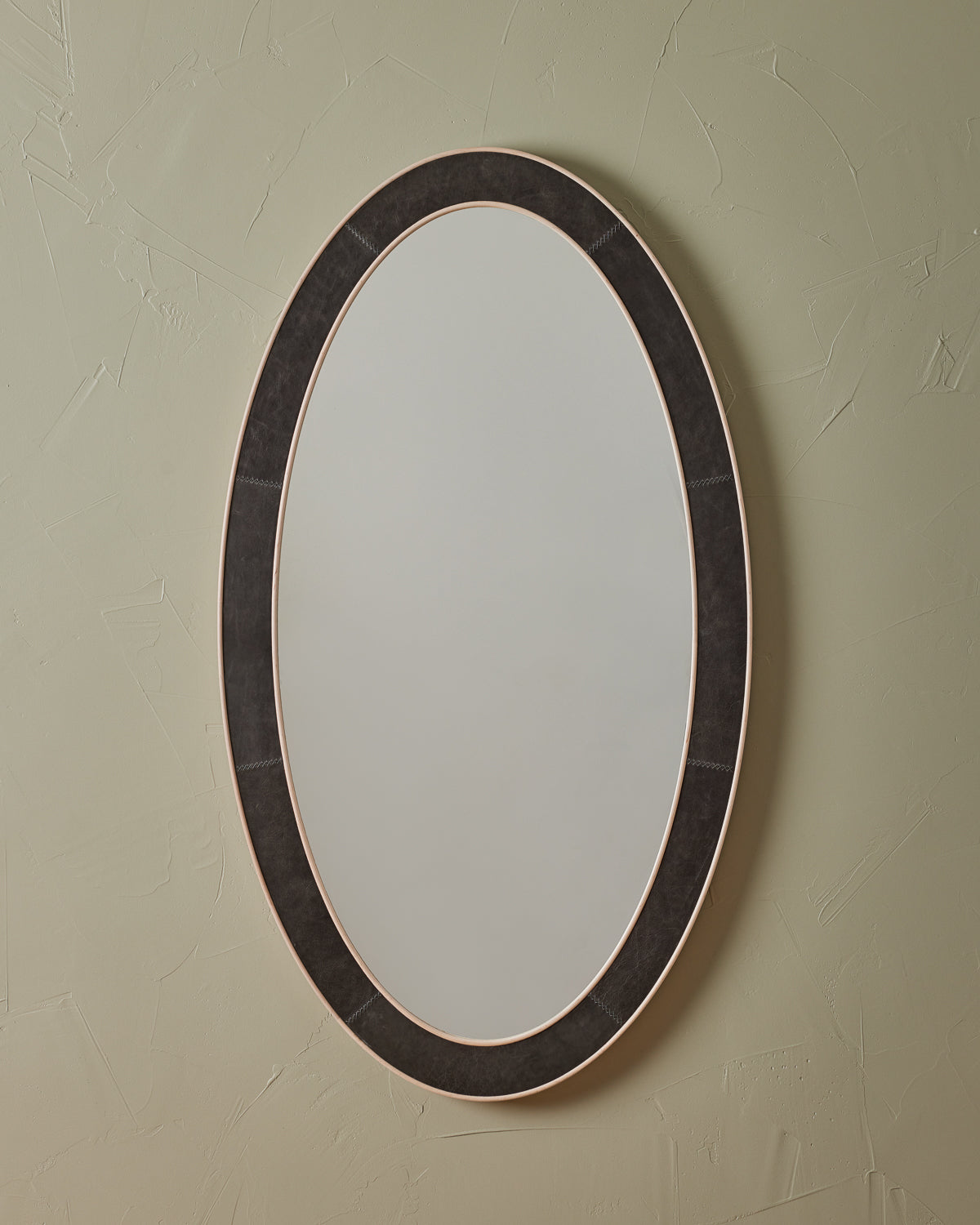 Lostine - Norse Oval Mirror