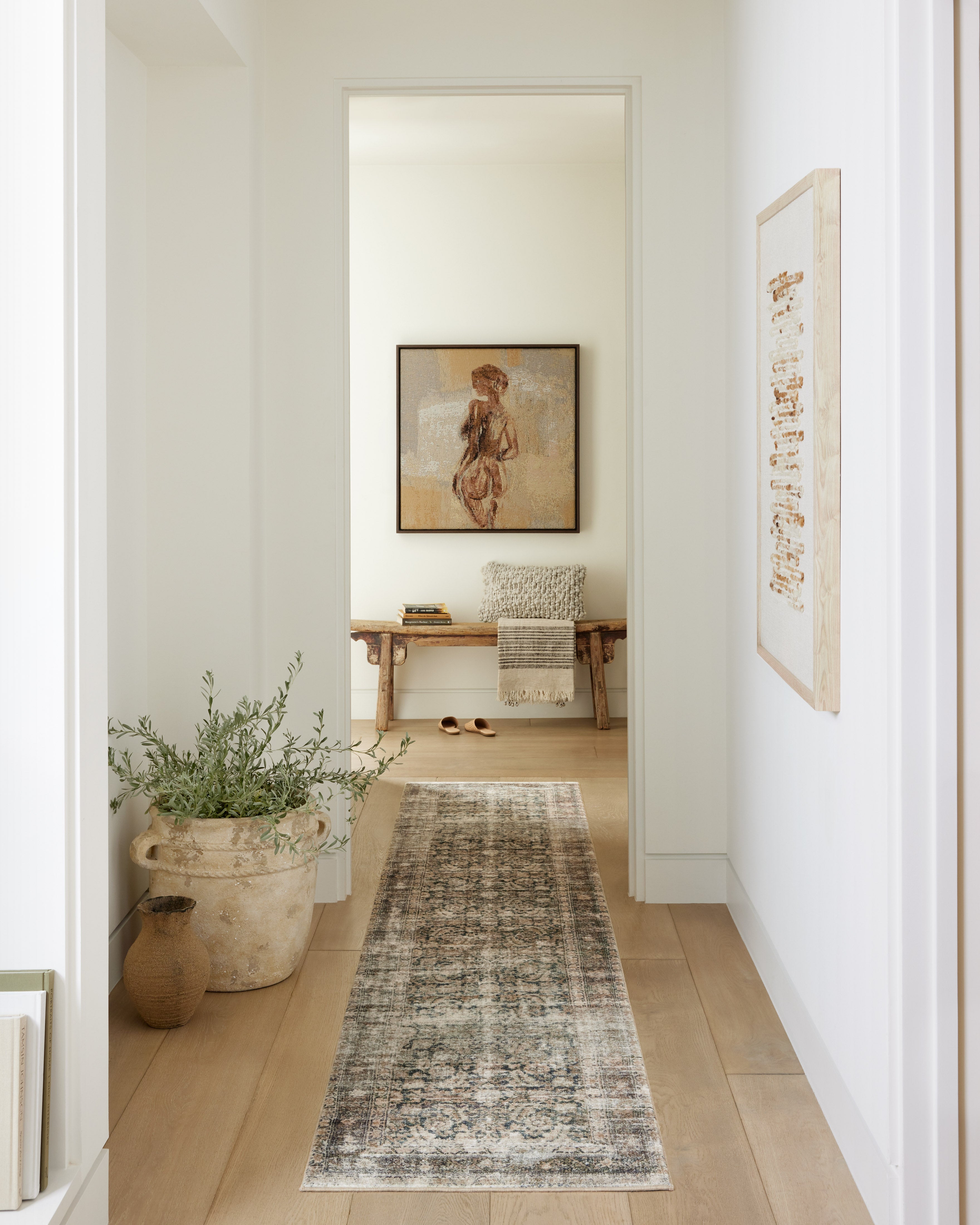 Amber Interiors - Morgan MOG - 02 Navy / Sand Area Rug