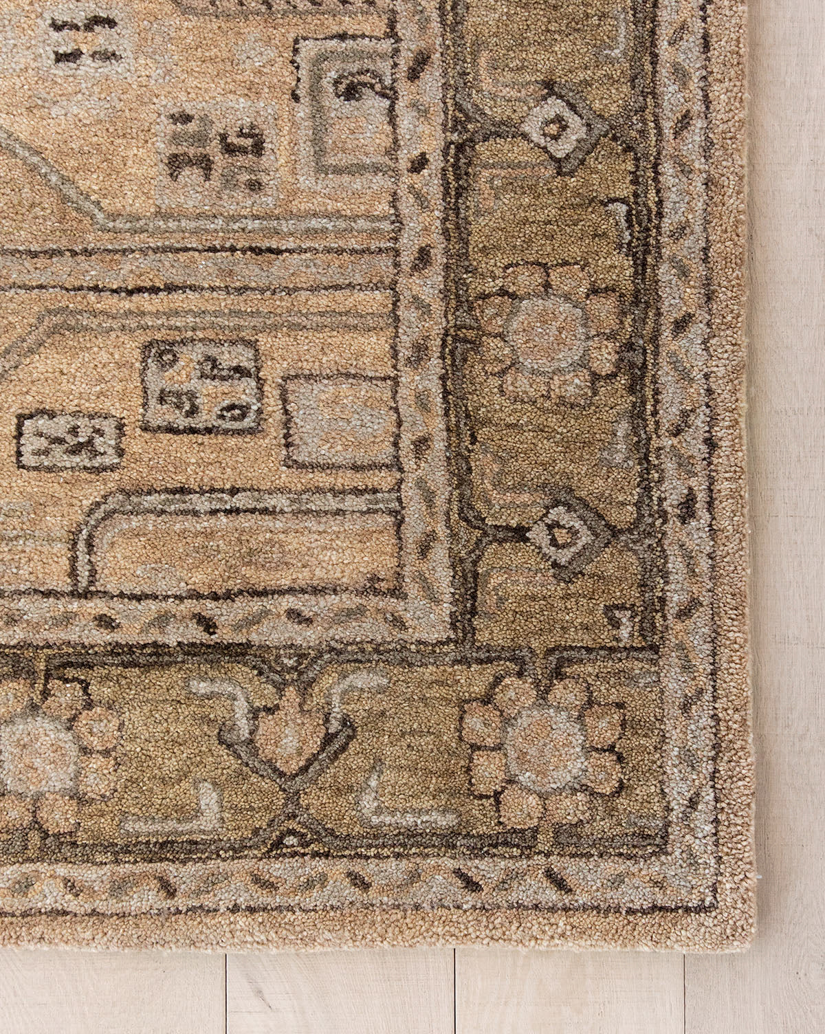 McGee & Co - Ellington Fawn Hand - Tufted Wool Rug