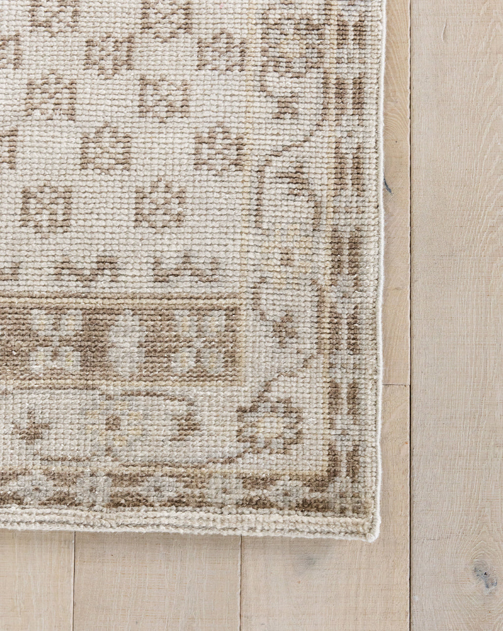 McGee & Co - Anya Neutral Hand - Knotted Wool Rug