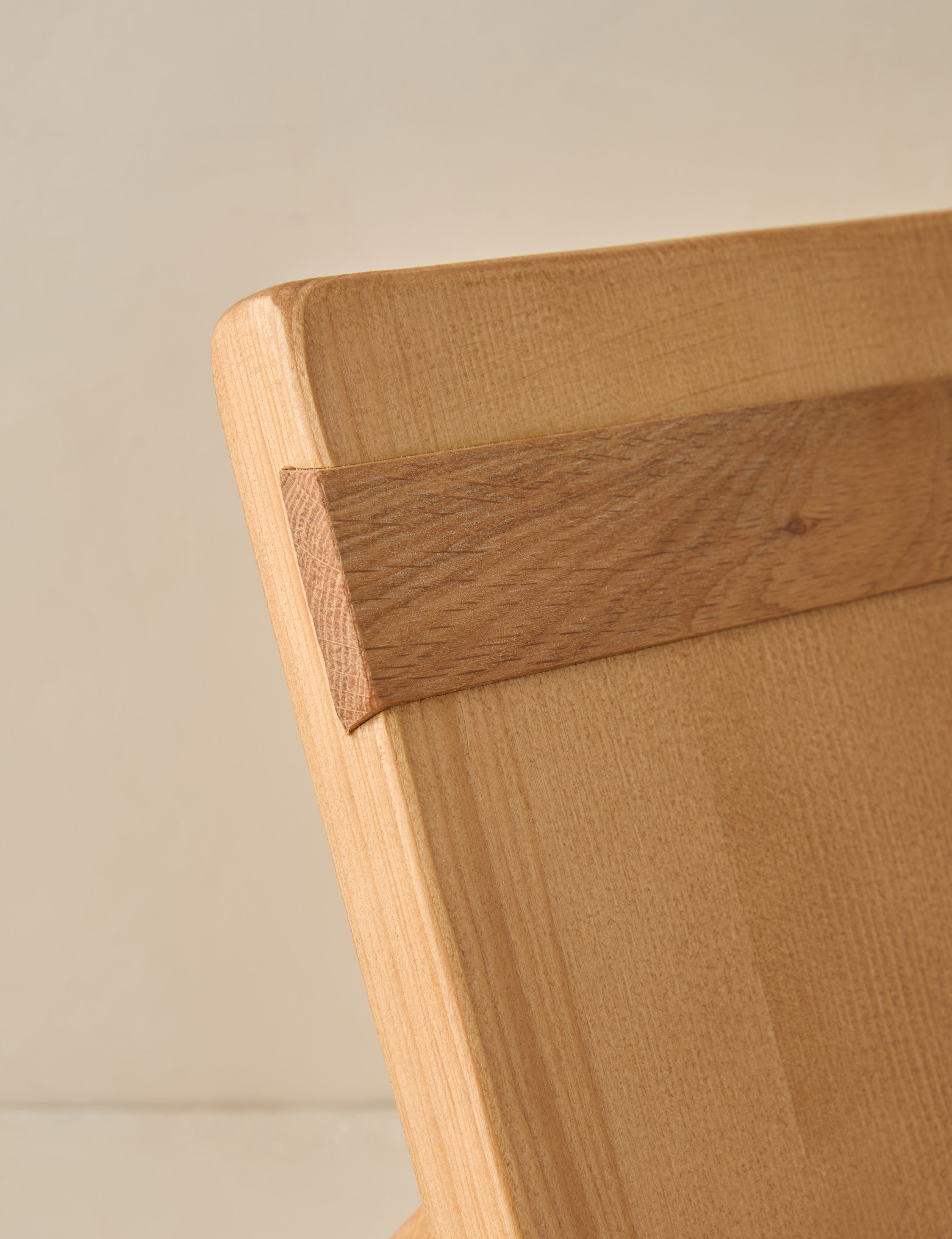Lulu and Georgia - Mod Cookbook Holder by etúHOME
