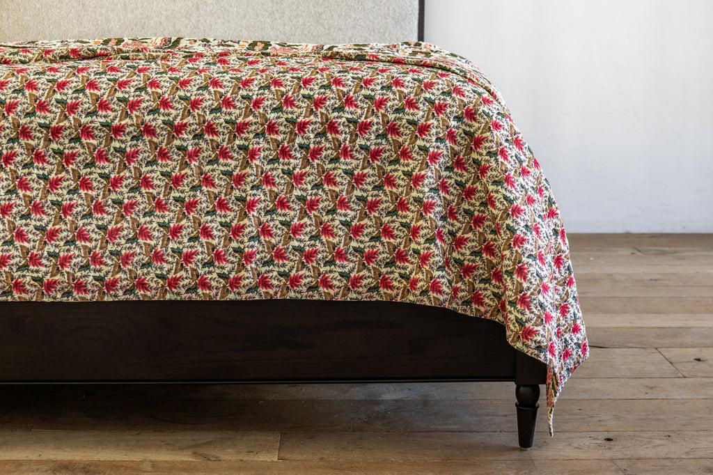 Nicky Kehoe - Bed Cover in Une Perse