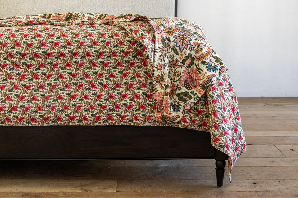 Nicky Kehoe - Bed Cover in Une Perse