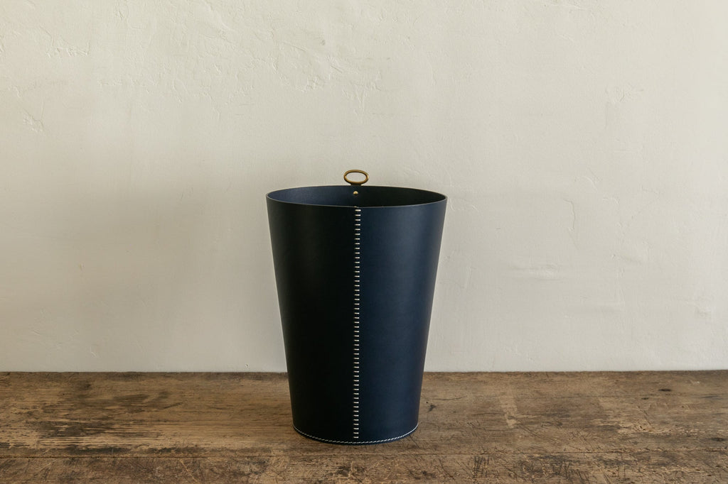 Nicky Kehoe - Leather Bin in Navy